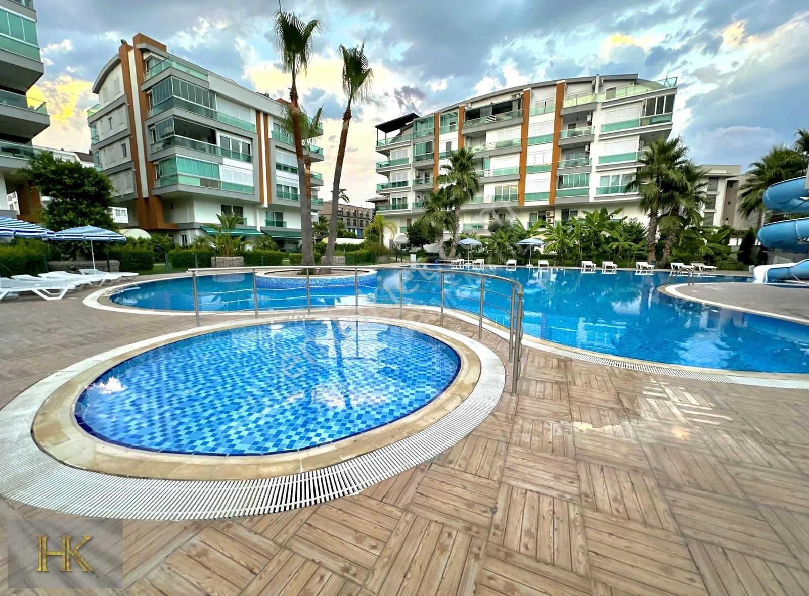 Havuzlu Güvenlikli Site İçerisinde 1+1 Lüks Eşyalı Kiralık Daire - Görsel 22