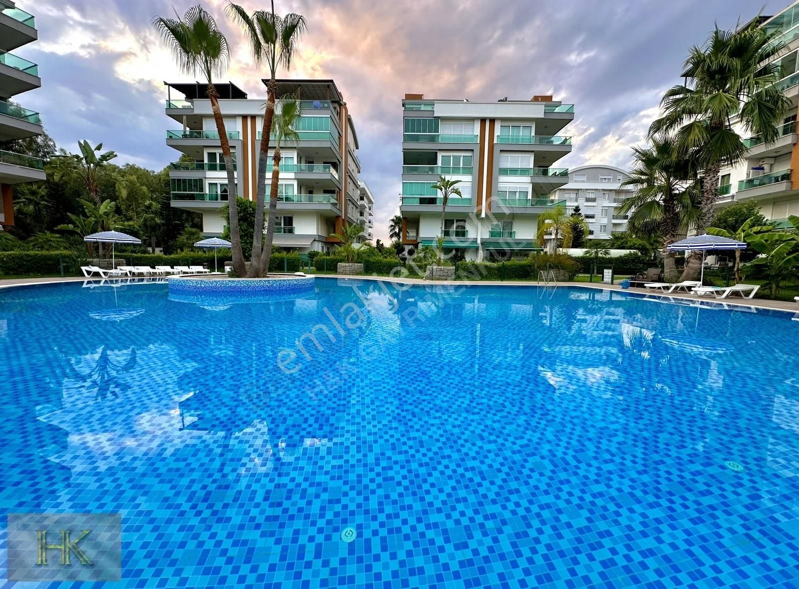 Havuzlu Güvenlikli Site İçerisinde 1+1 Lüks Eşyalı Kiralık Daire - Görsel 30