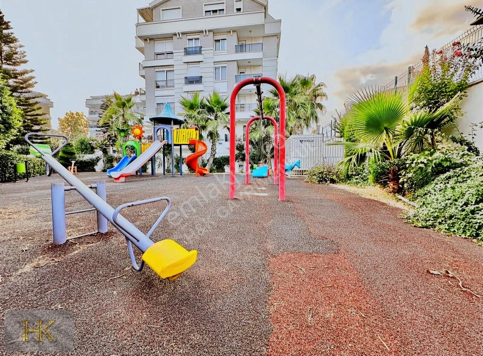 Havuzlu Güvenlikli Site İçerisinde 1+1 Lüks Eşyalı Kiralık Daire - Görsel 32