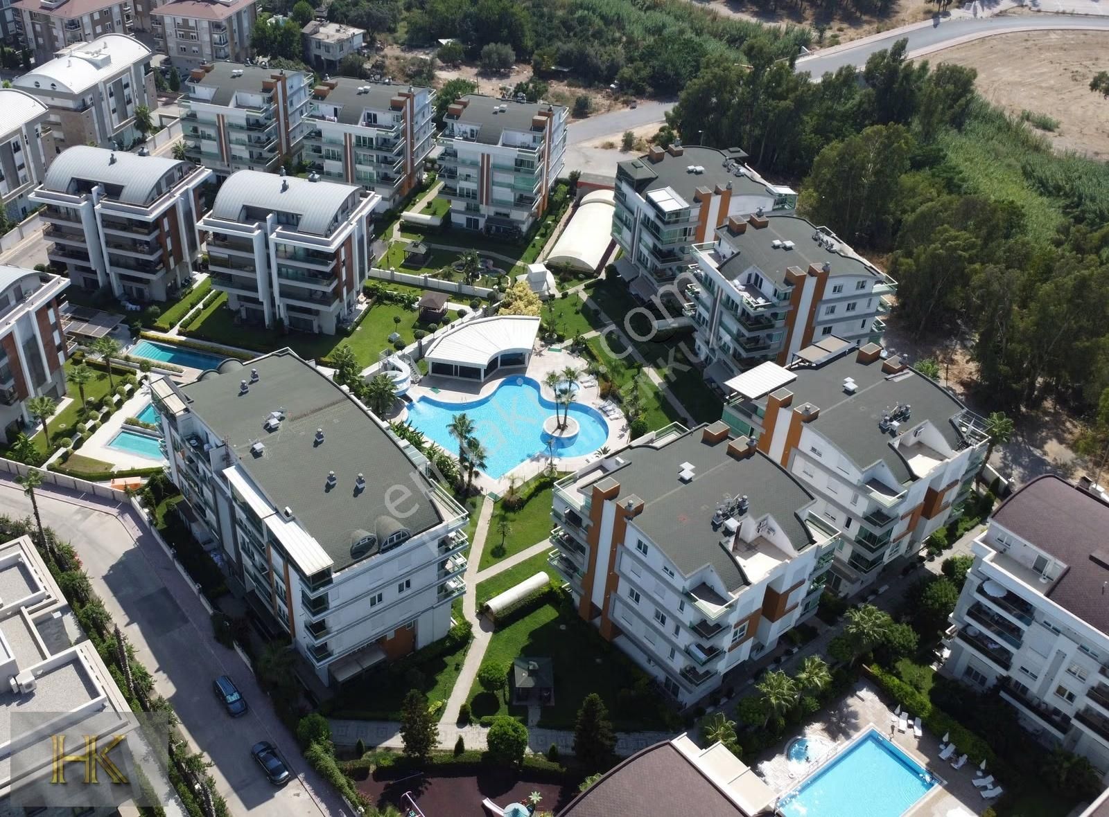 Havuzlu Güvenlikli Site İçerisinde 1+1 Lüks Eşyalı Kiralık Daire - Görsel 21