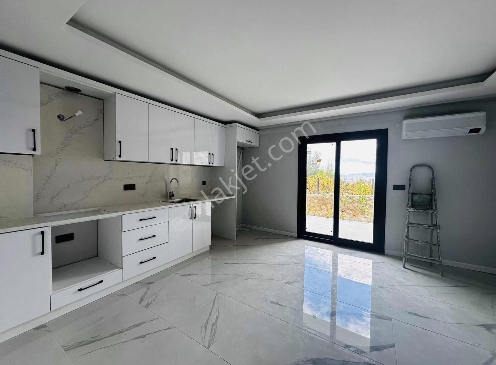 Startkey Pelit Deniz Manzaralı Yeni Yapım İkiz Müstakil Villa - Görsel 8