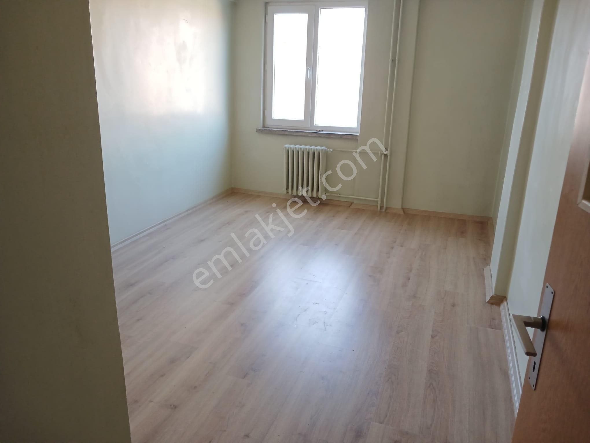 Çarşı Merkezde Asarcıklı Cd.üzerinde Kiralık 3+1 Daire - Görsel 15