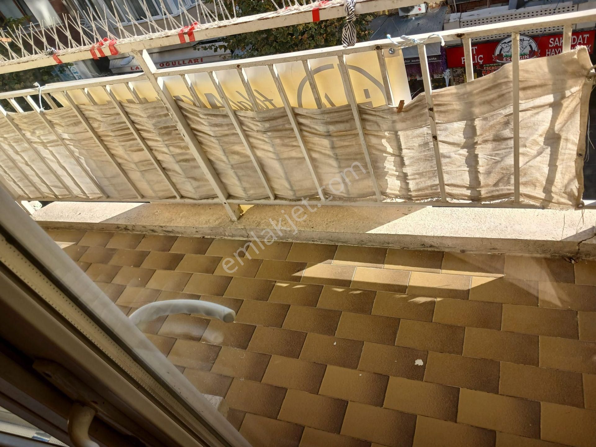 Çarşı Merkezde Asarcıklı Cd.üzerinde Kiralık 3+1 Daire - Görsel 26