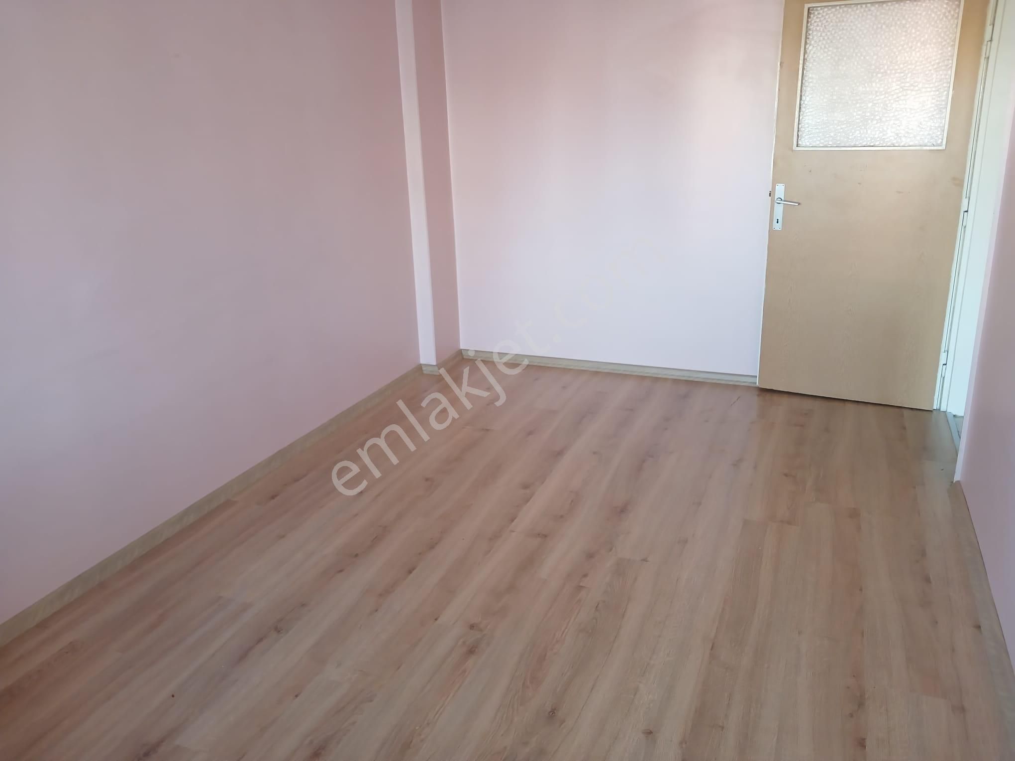 Çarşı Merkezde Asarcıklı Cd.üzerinde Kiralık 3+1 Daire - Görsel 10