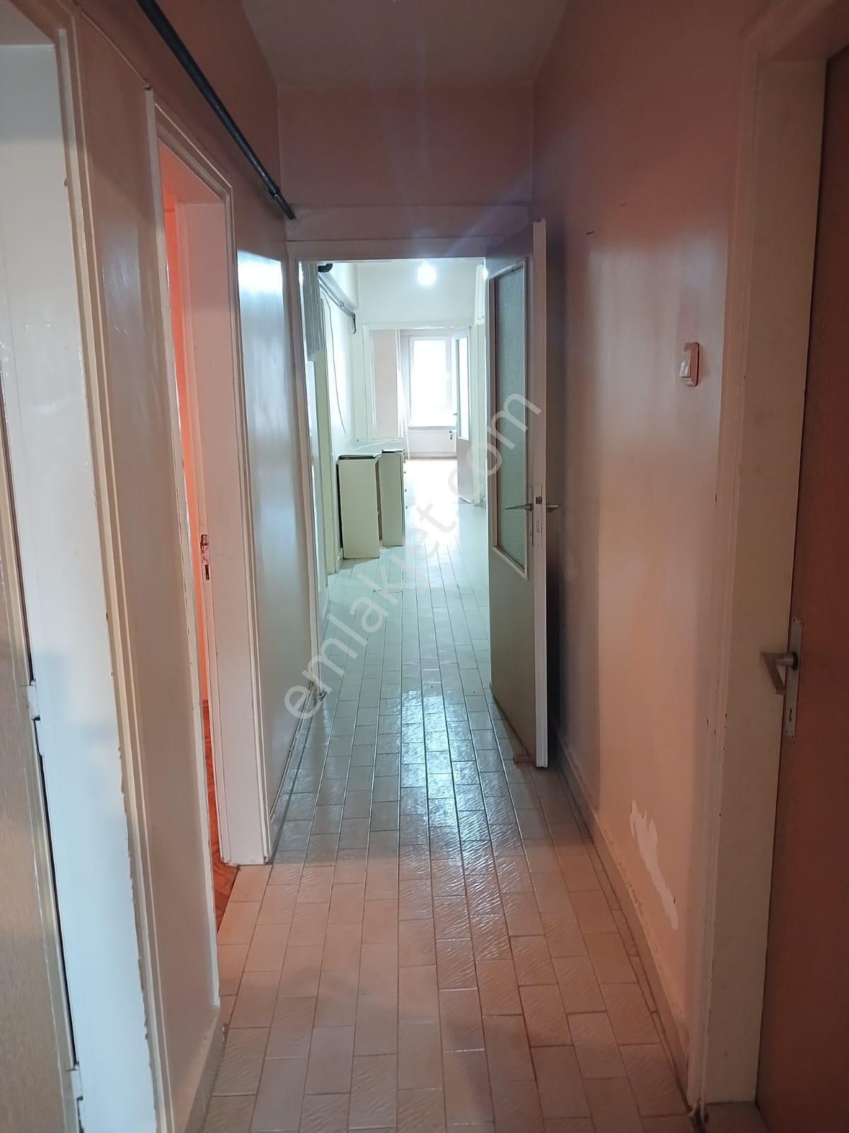 Çarşı Merkezde Asarcıklı Cd.üzerinde Kiralık 3+1 Daire - Görsel 23