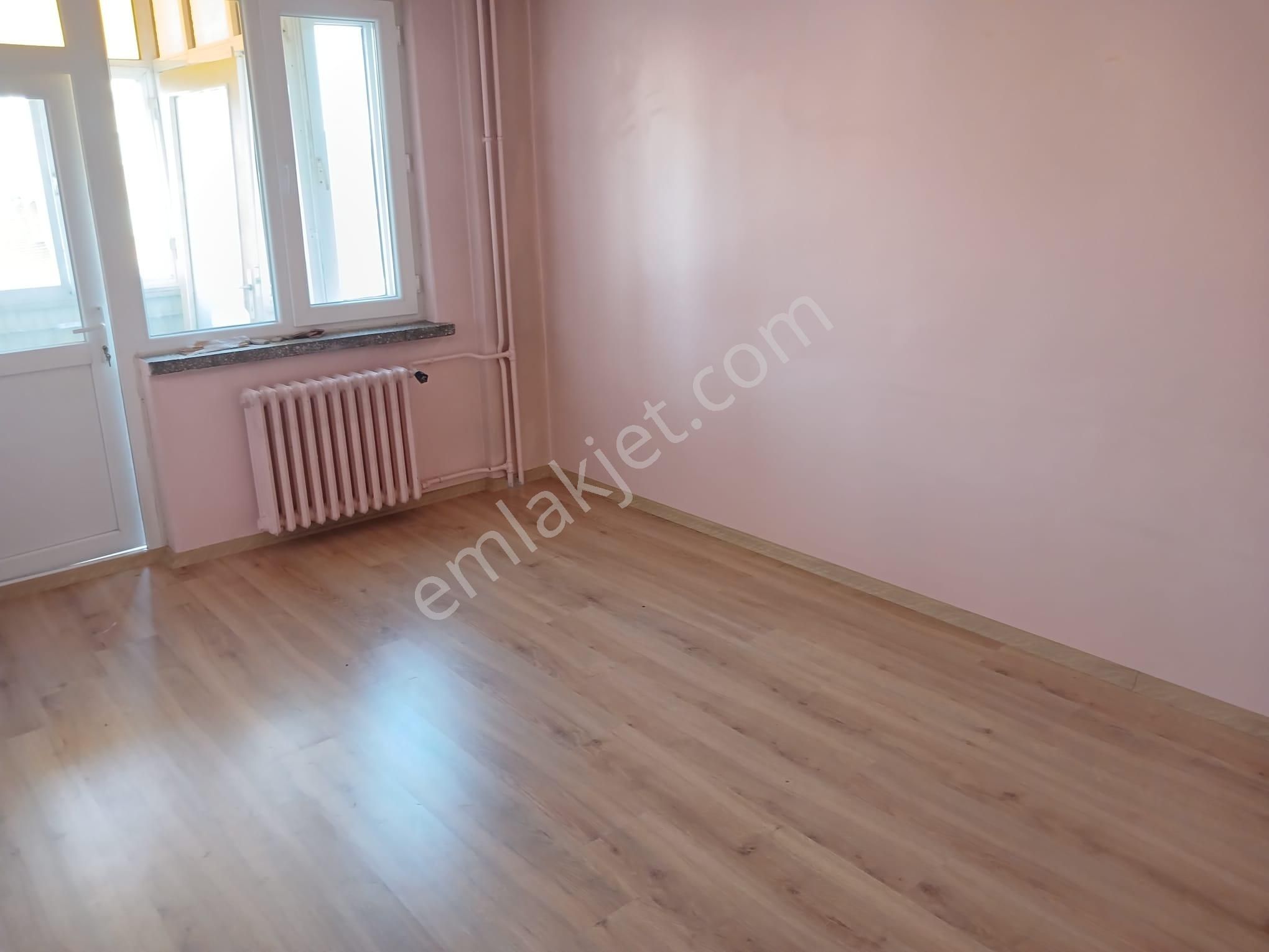 Çarşı Merkezde Asarcıklı Cd.üzerinde Kiralık 3+1 Daire - Görsel 11