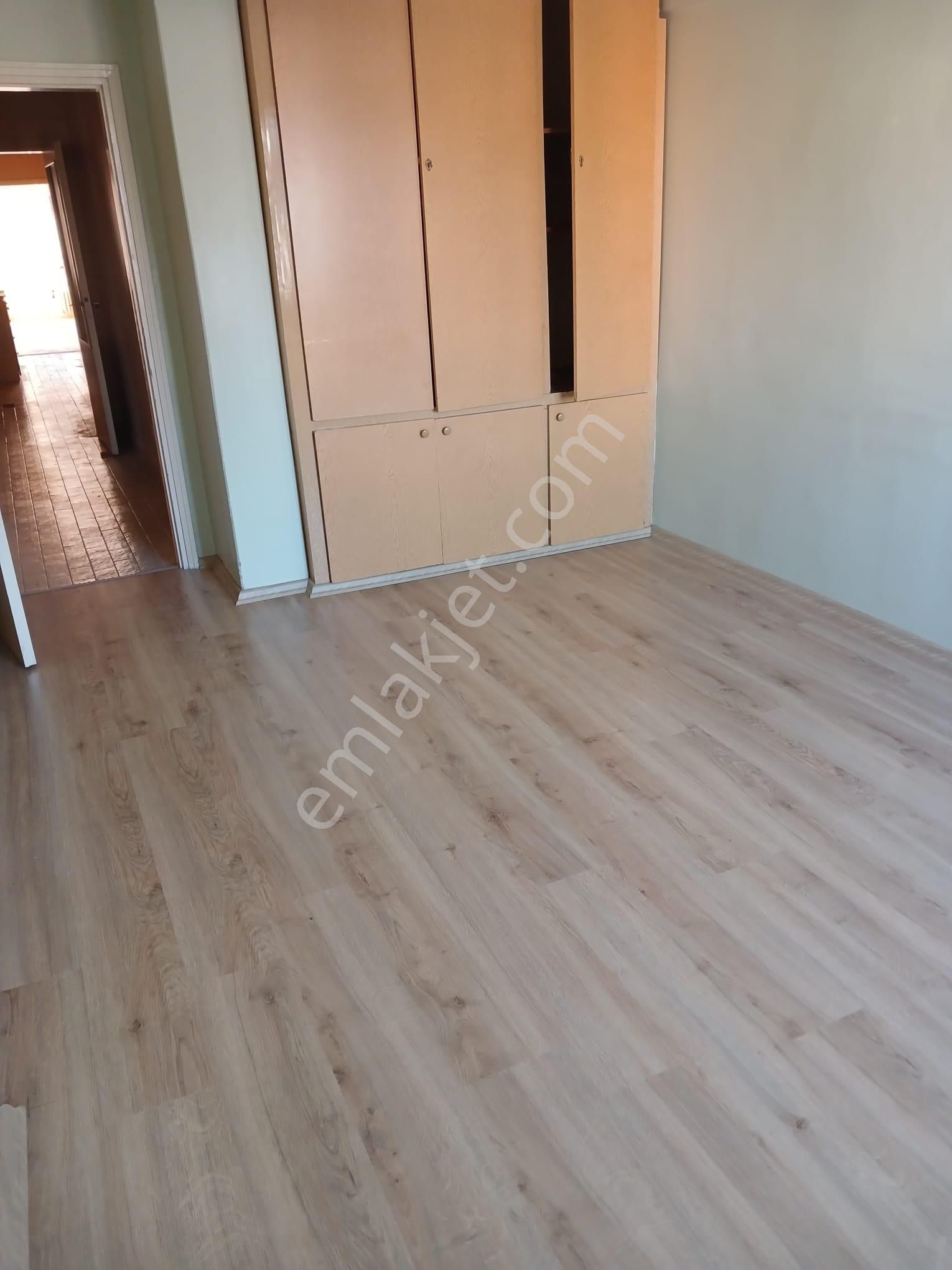 Çarşı Merkezde Asarcıklı Cd.üzerinde Kiralık 3+1 Daire - Görsel 25