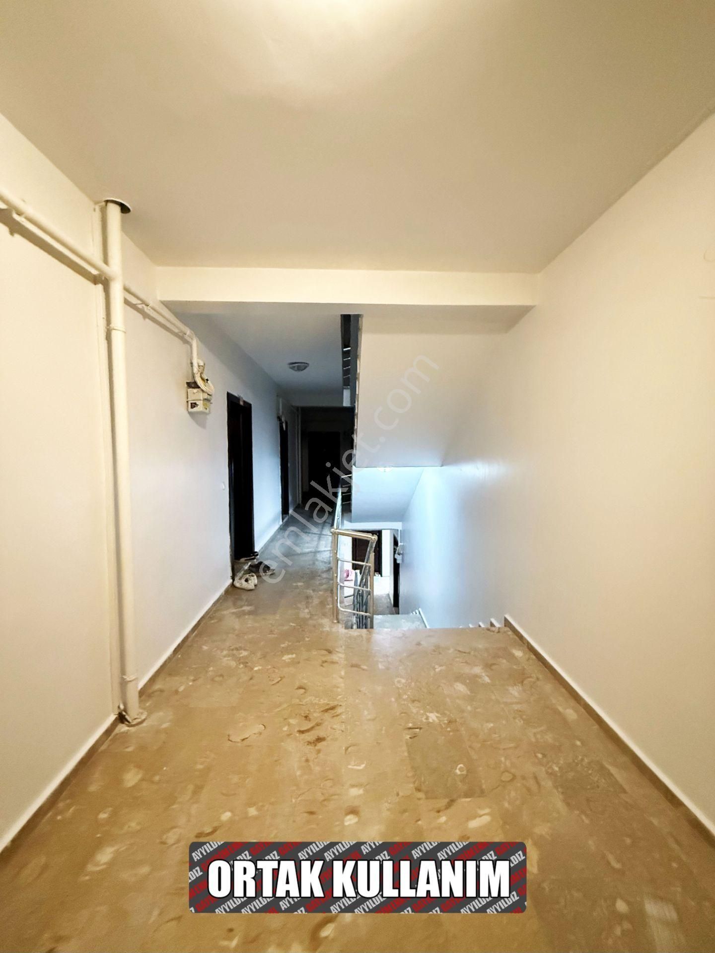 Orhangazi Mh/site İçinde Cadde Cepheli 1+1 Kiracısı Eşyalı Daire - Görsel 26