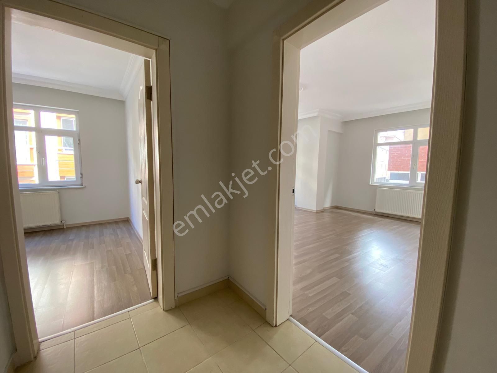 Üsküdar Ferah Mahallesi Nde Metroya Yakın 3+1 Daire - Görsel 9