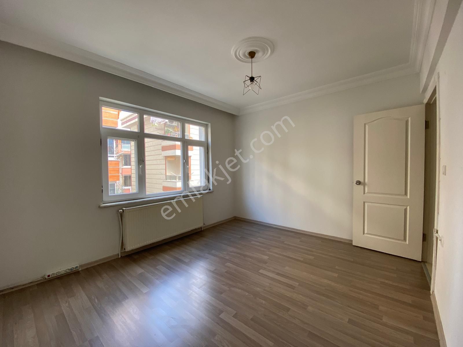 Üsküdar Ferah Mahallesi Nde Metroya Yakın 3+1 Daire - Görsel 10