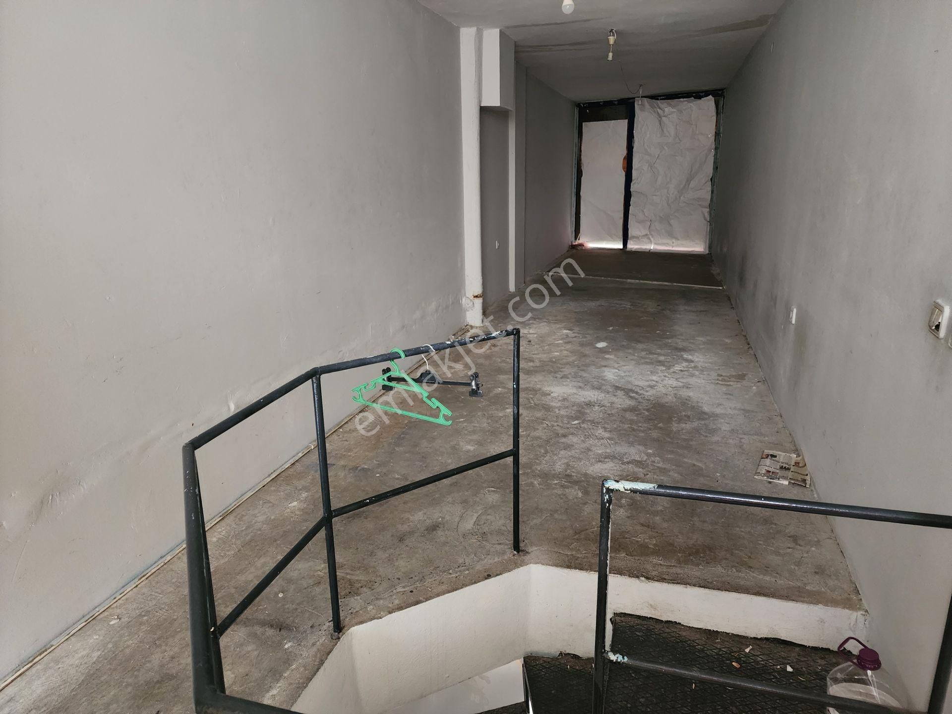 Antalya Çarşıda Kapalıyol Gören Sokakta Kiralık 3 Katlı Dükkan - Görsel 16