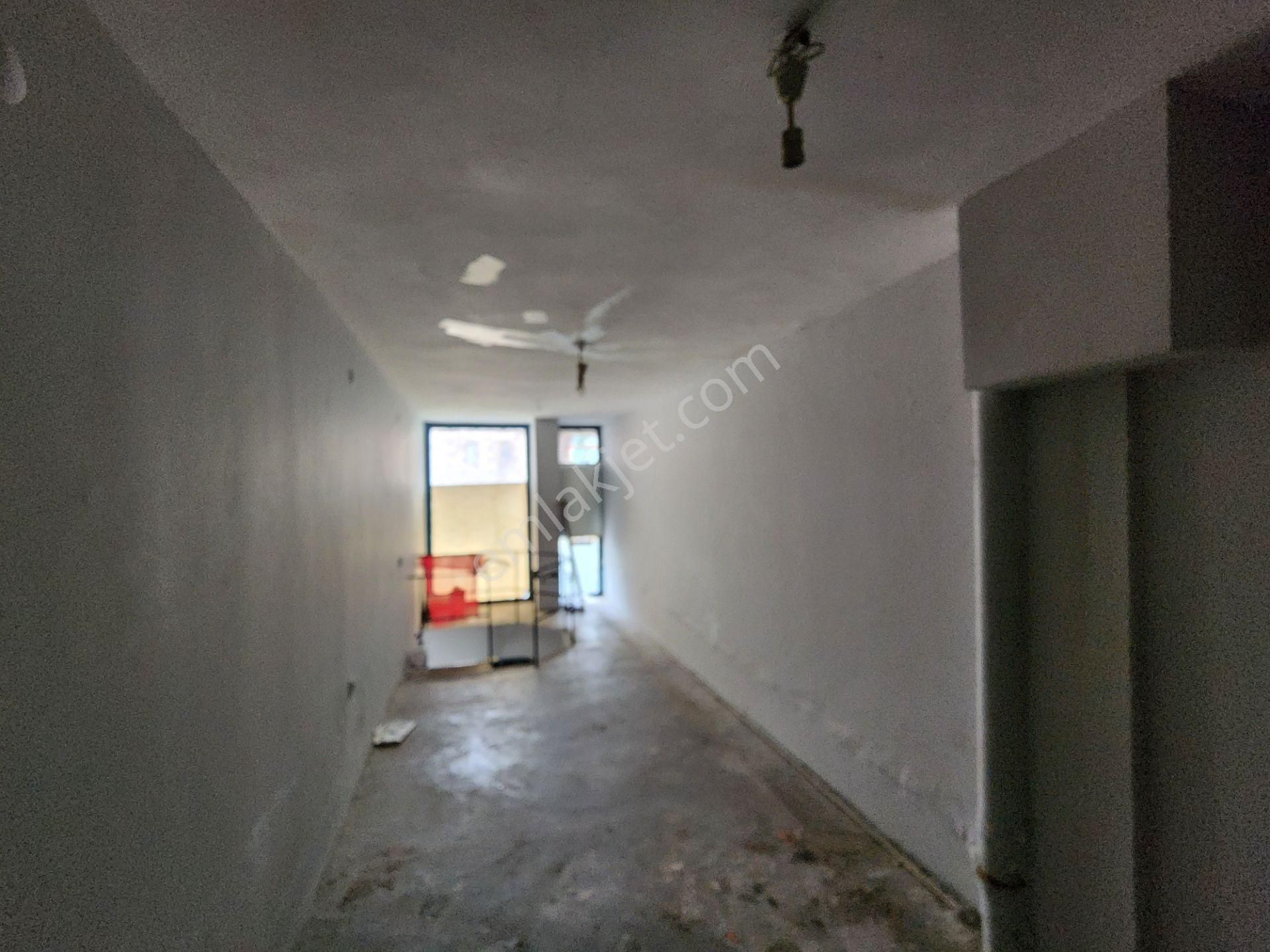 Antalya Çarşıda Kapalıyol Gören Sokakta Kiralık 3 Katlı Dükkan - Görsel 14