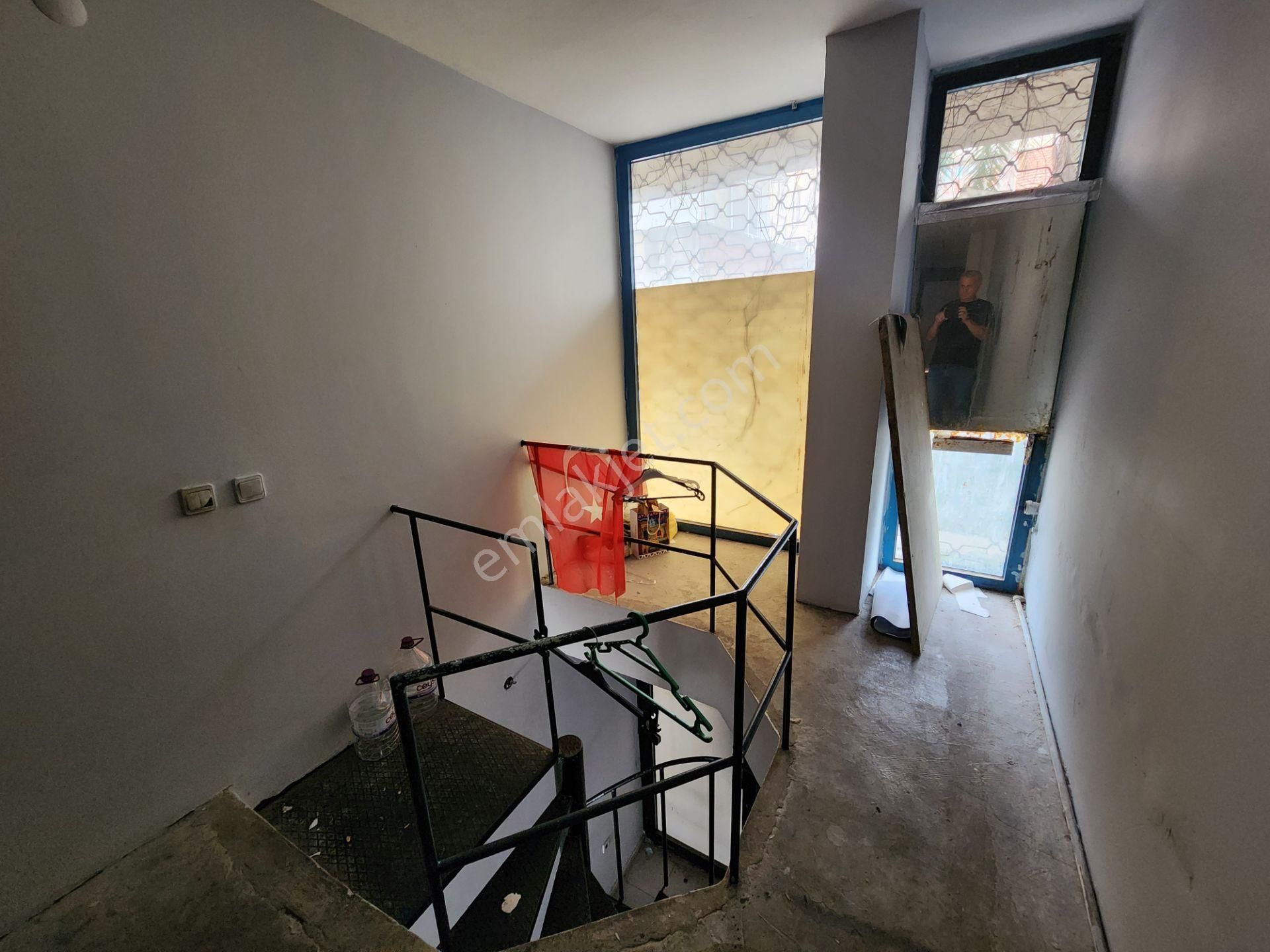 Antalya Çarşıda Kapalıyol Gören Sokakta Kiralık 3 Katlı Dükkan - Görsel 15