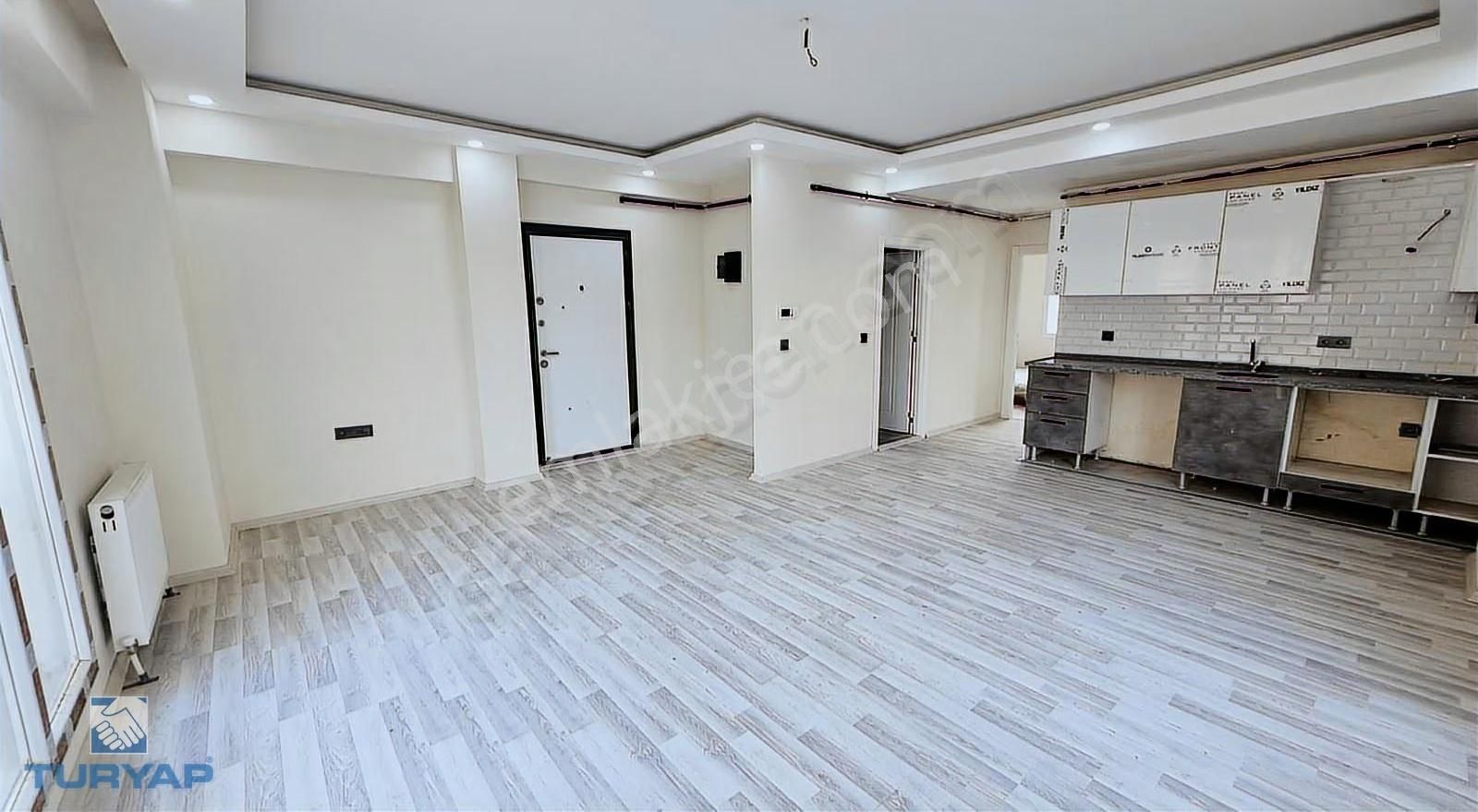 Atatürk Mahallesi Denize 50m Mesafede Satılık 2+1 Daire Otopark - Görsel 2