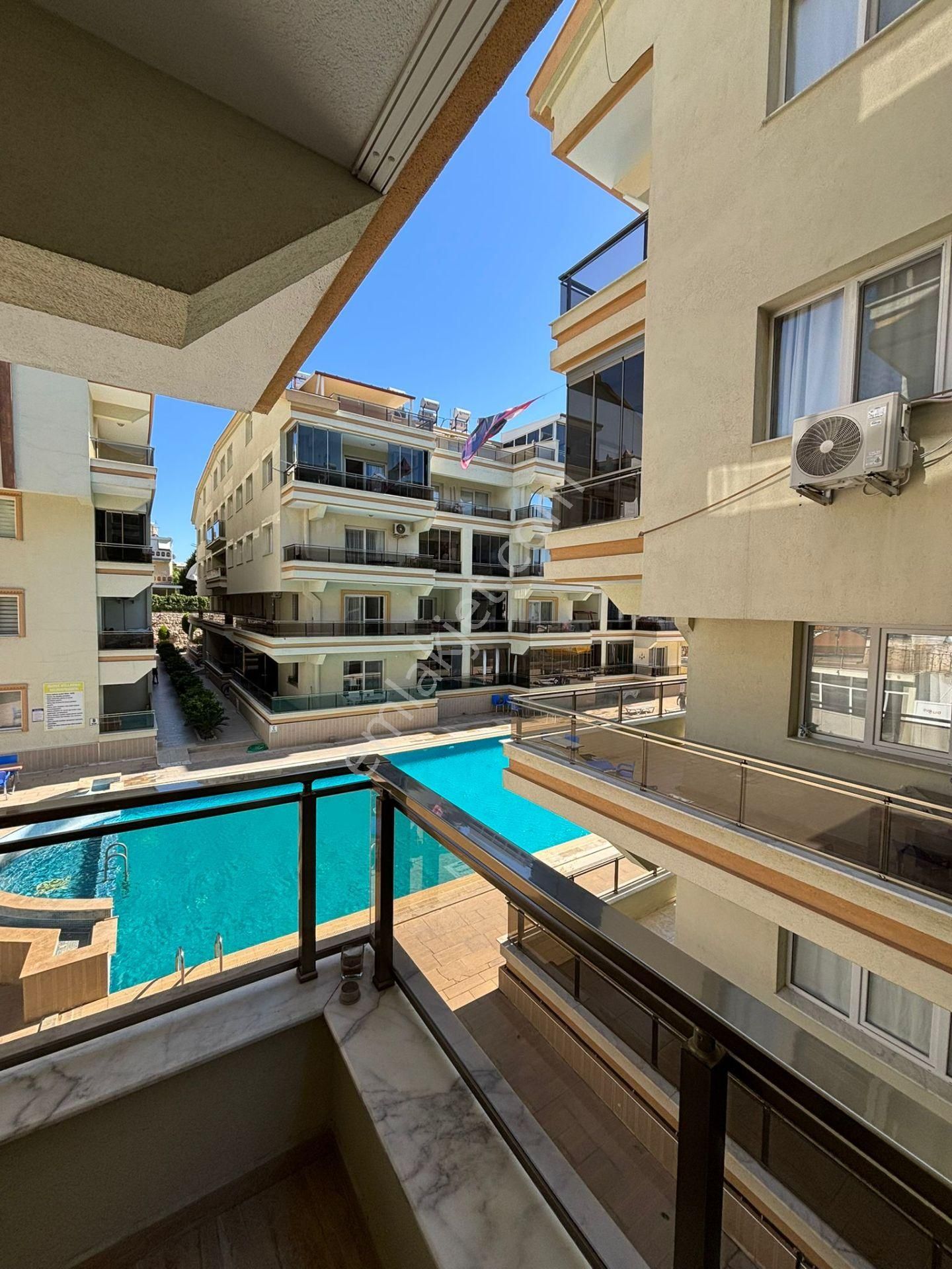 Efelerde Site İçinde Satılık 2+1 Daire - Görsel 9