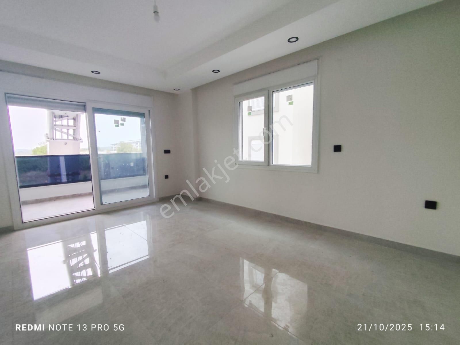 Ayvada'dan Ayvalık Altınovada 5 Katlı Binanın 1 Katı 2+1 Sıfır Lüks Daire - Görsel 11