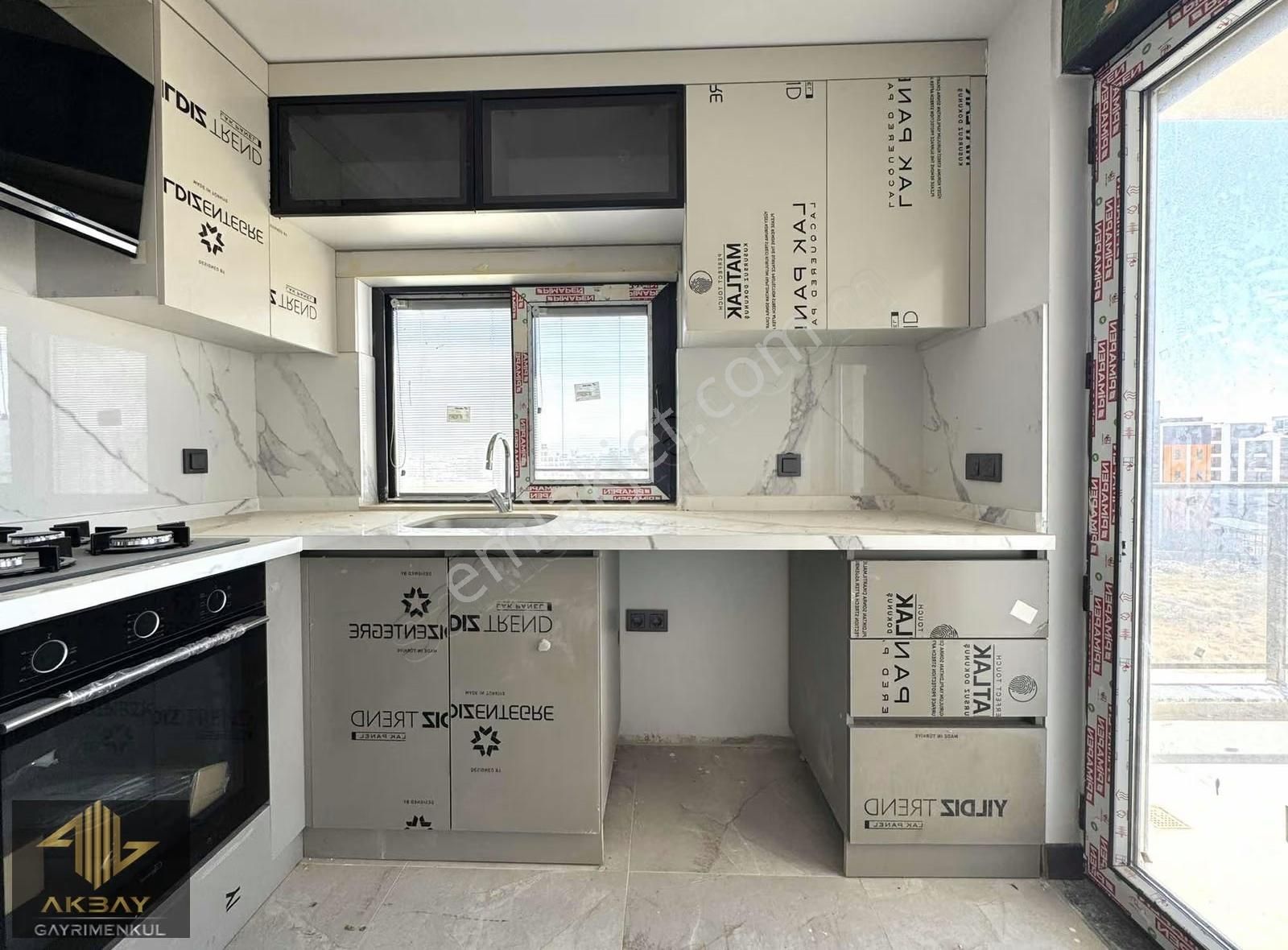 İskanlı Cep Mutfaklı Havuzlu Site İçi Arakat Geniş 2+1 - Görsel 3