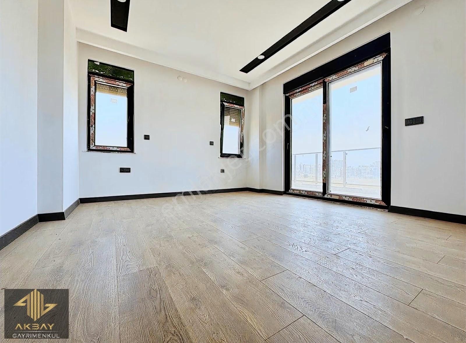 İskanlı Cep Mutfaklı Havuzlu Site İçi Arakat Geniş 2+1 - Görsel 15