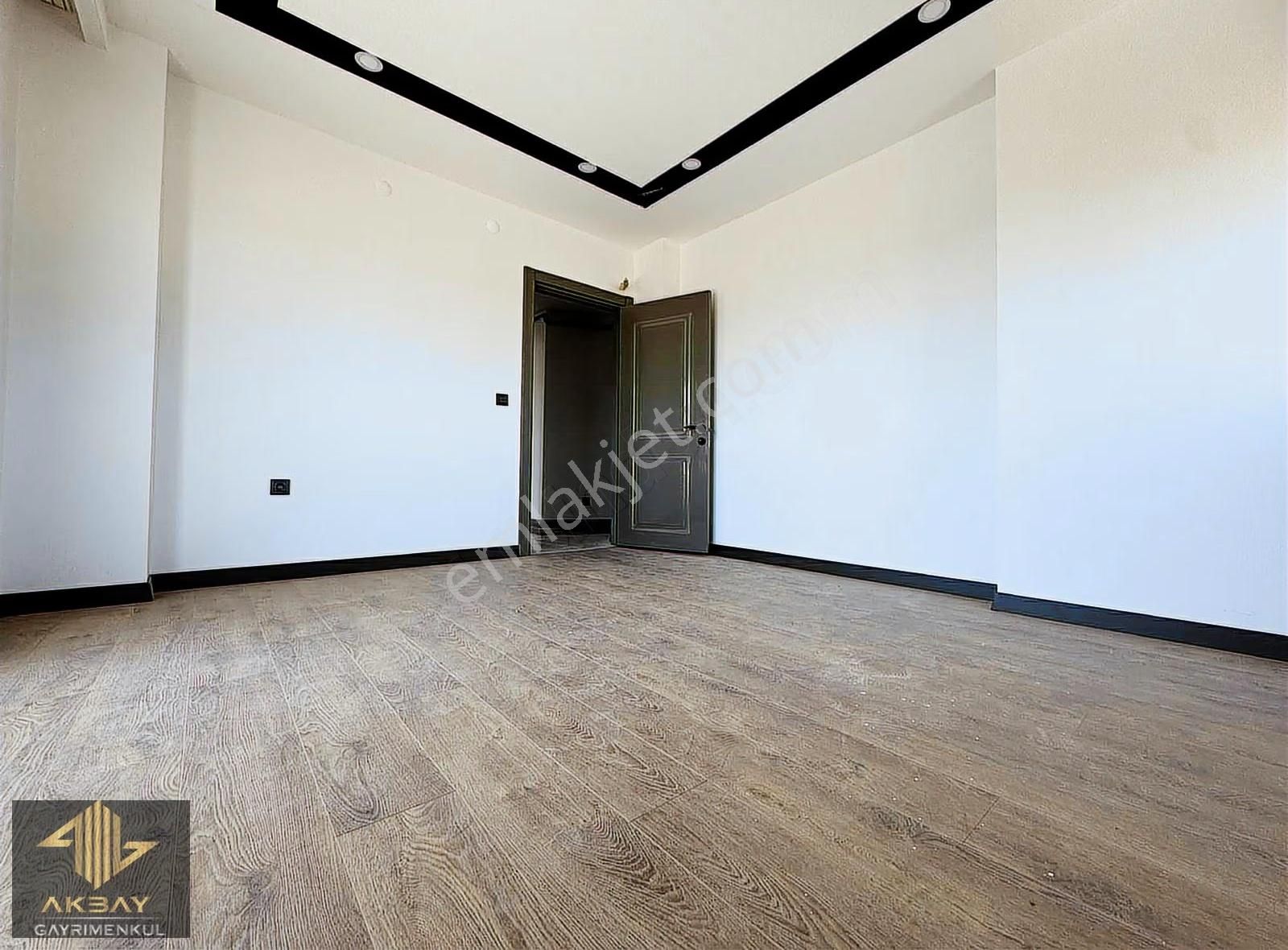 İskanlı Cep Mutfaklı Havuzlu Site İçi Arakat Geniş 2+1 - Görsel 16