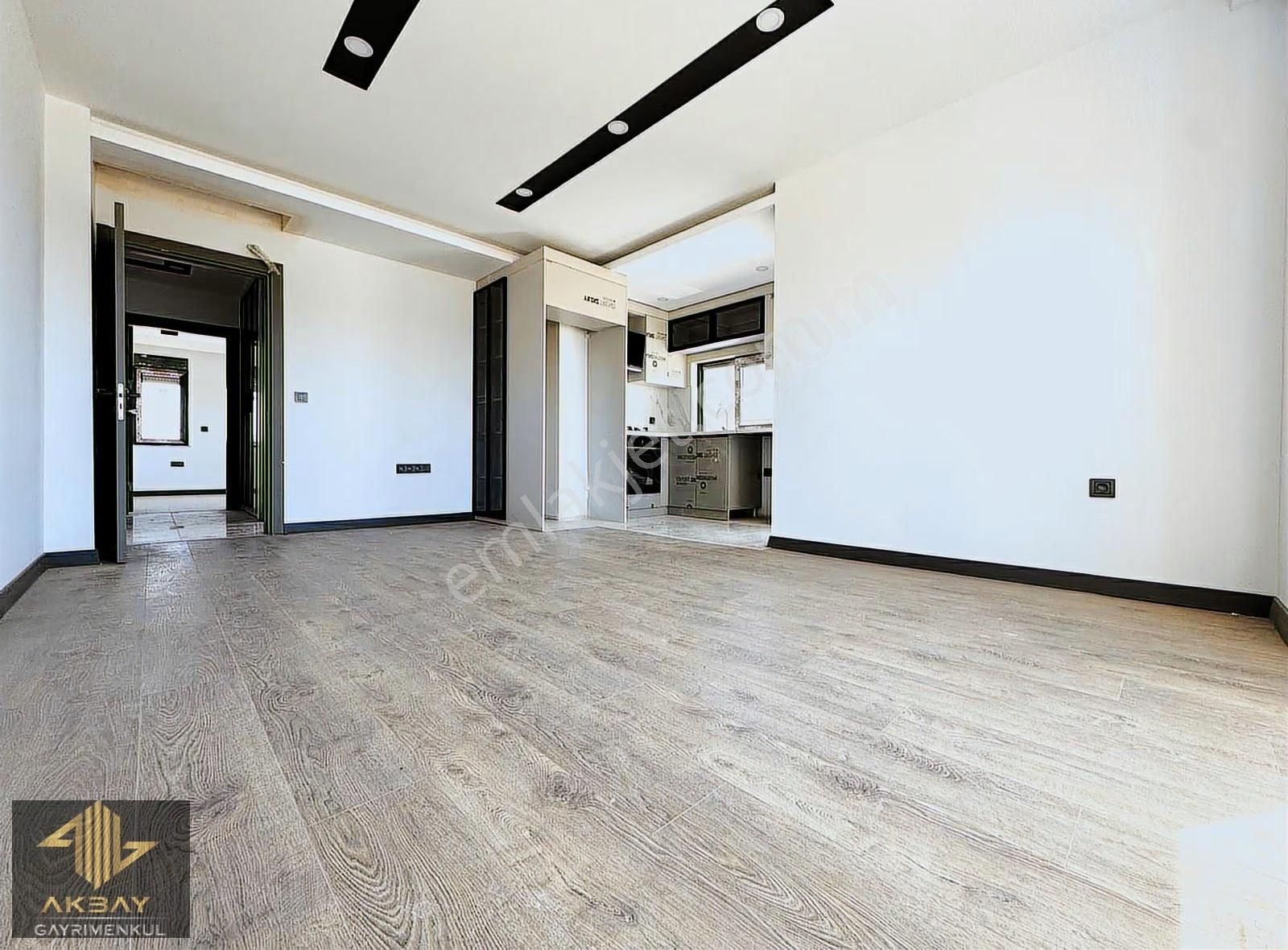 İskanlı Cep Mutfaklı Havuzlu Site İçi Arakat Geniş 2+1 - Görsel 24