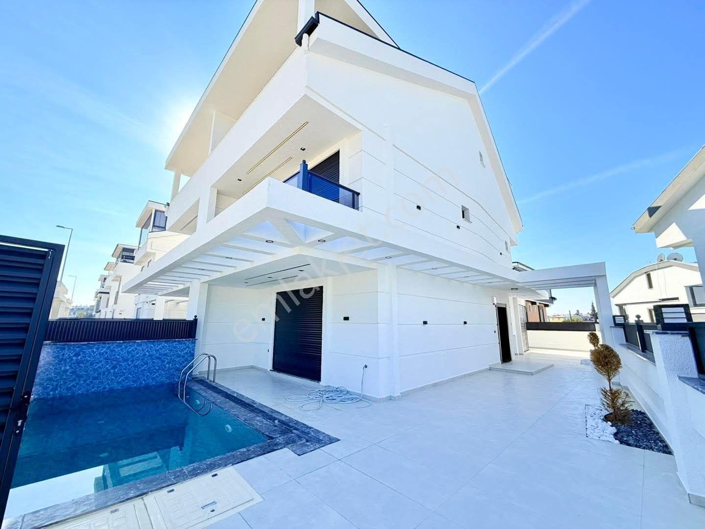 Didim Hisar Mahallesinde Satılık 4+1 Ayrı Mutfak Sıfır Yapılmış Villa Satıyoruz - Görsel 2