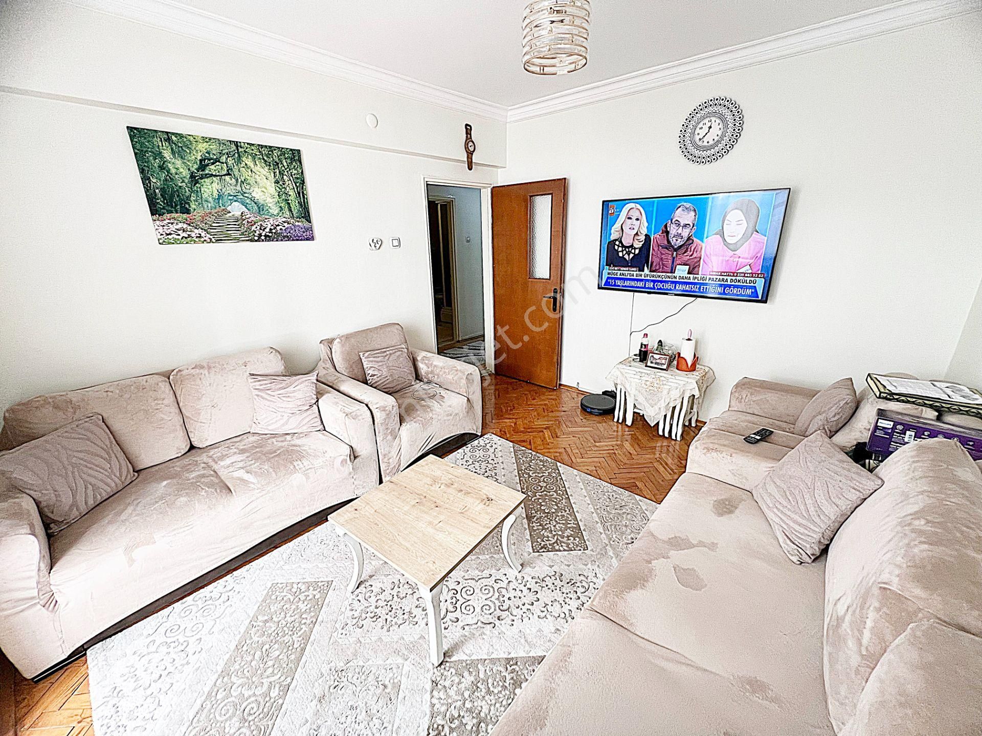 Barıştepede Piri Cadde Üzeri Merkez Cami Yakını Arakat İskanlı Kök Tapu 3+1 - Görsel 12