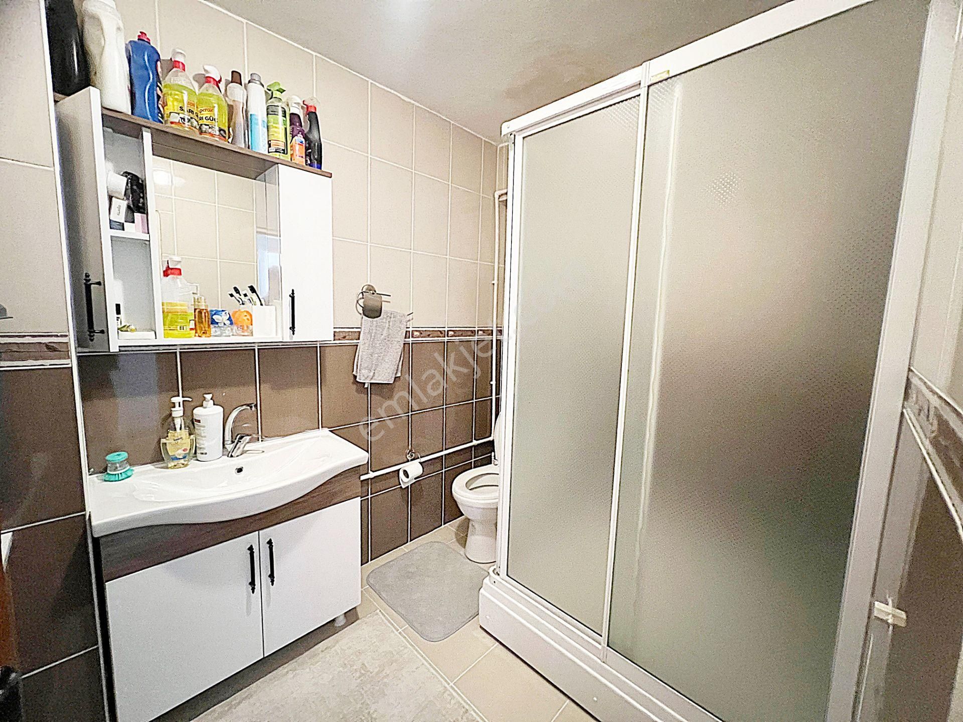 Barıştepede Piri Cadde Üzeri Merkez Cami Yakını Arakat İskanlı Kök Tapu 3+1 - Görsel 26