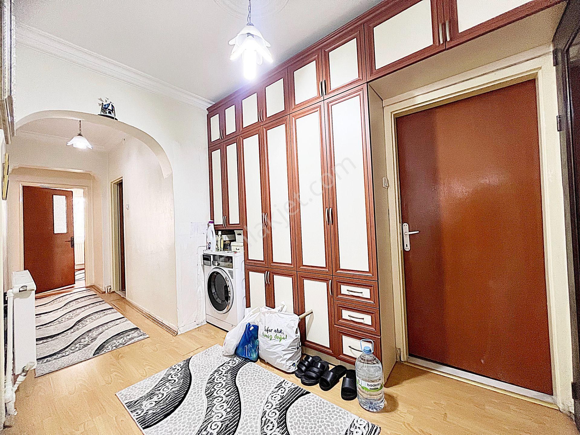 Barıştepede Piri Cadde Üzeri Merkez Cami Yakını Arakat İskanlı Kök Tapu 3+1 - Görsel 28