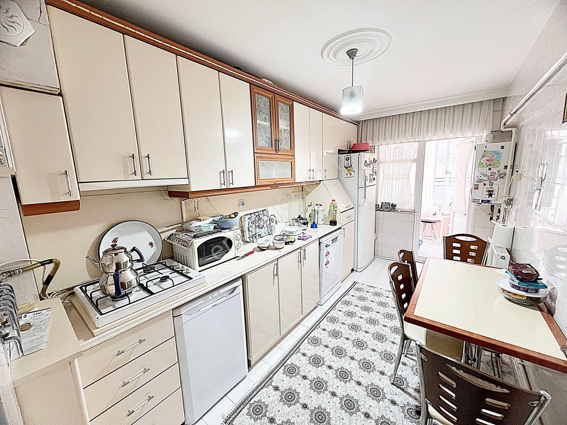 Barıştepede Piri Cadde Üzeri Merkez Cami Yakını Arakat İskanlı Kök Tapu 3+1 - Görsel 3