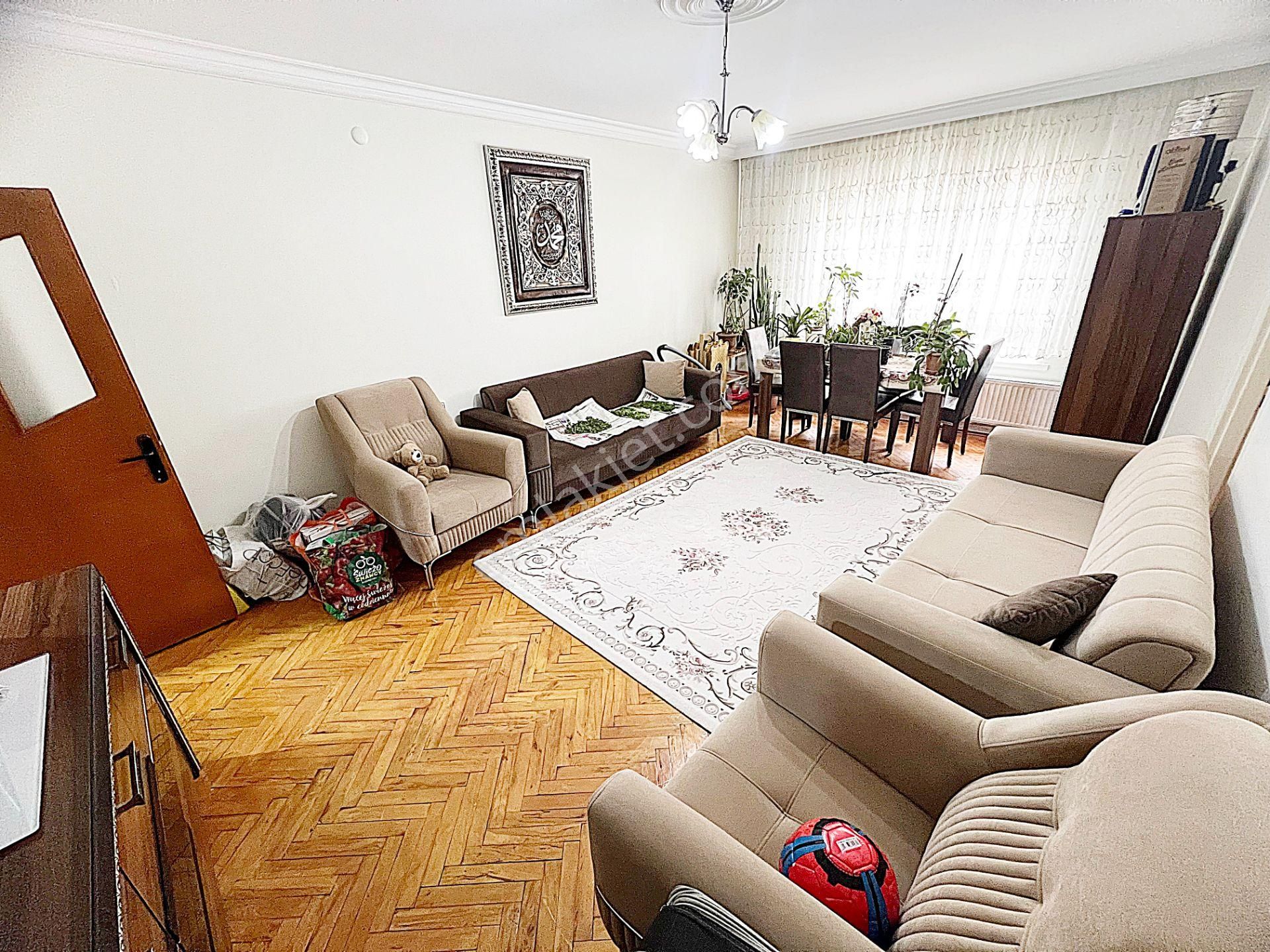 Barıştepede Piri Cadde Üzeri Merkez Cami Yakını Arakat İskanlı Kök Tapu 3+1 - Görsel 7