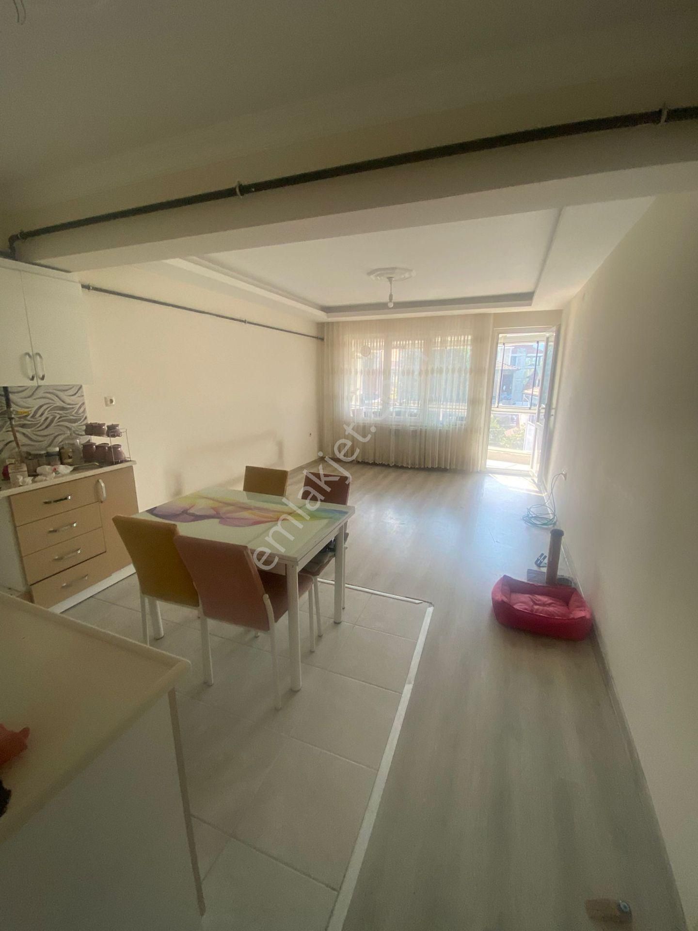 Satılık 2+1 Temiz Güzel Konumda Daire - Görsel 11