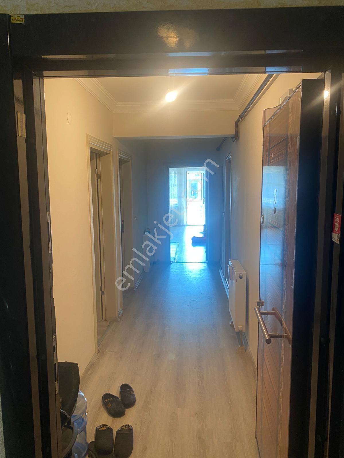 Satılık 2+1 Temiz Güzel Konumda Daire - Görsel 4