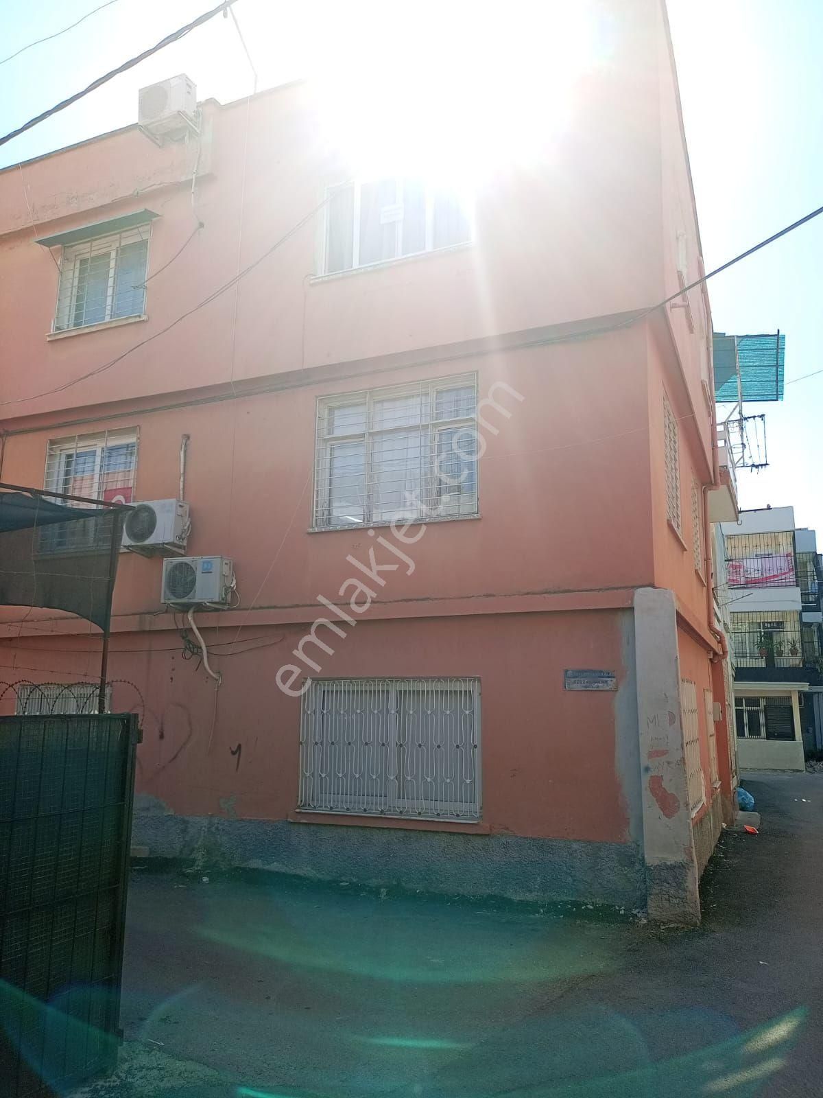 Satılık 3 Katlı Ev - Görsel 2