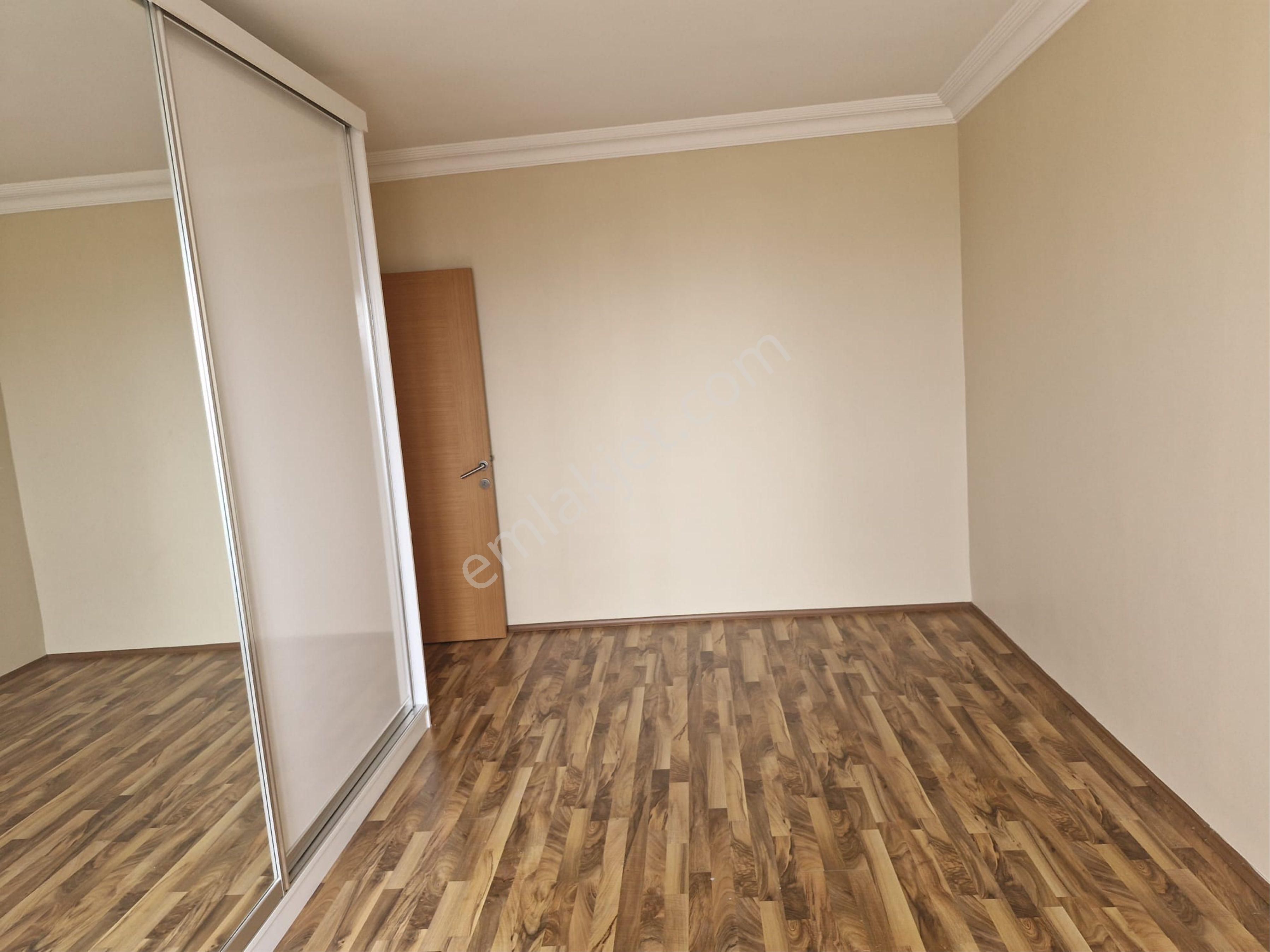 Sinanoba Yeşilada Sitesinde Ful Deniz Manzaralı Arakat Satılık 3+1 Daire - Görsel 12