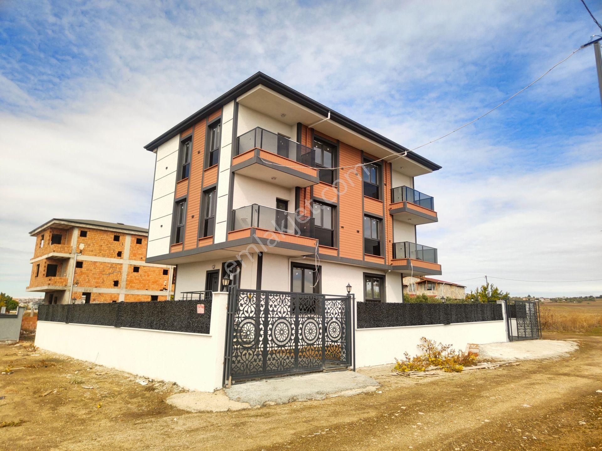 Tekirdağ Yeniçiftlikte Yazlık Kaçırılmacak Fırsat Villası - Görsel 29