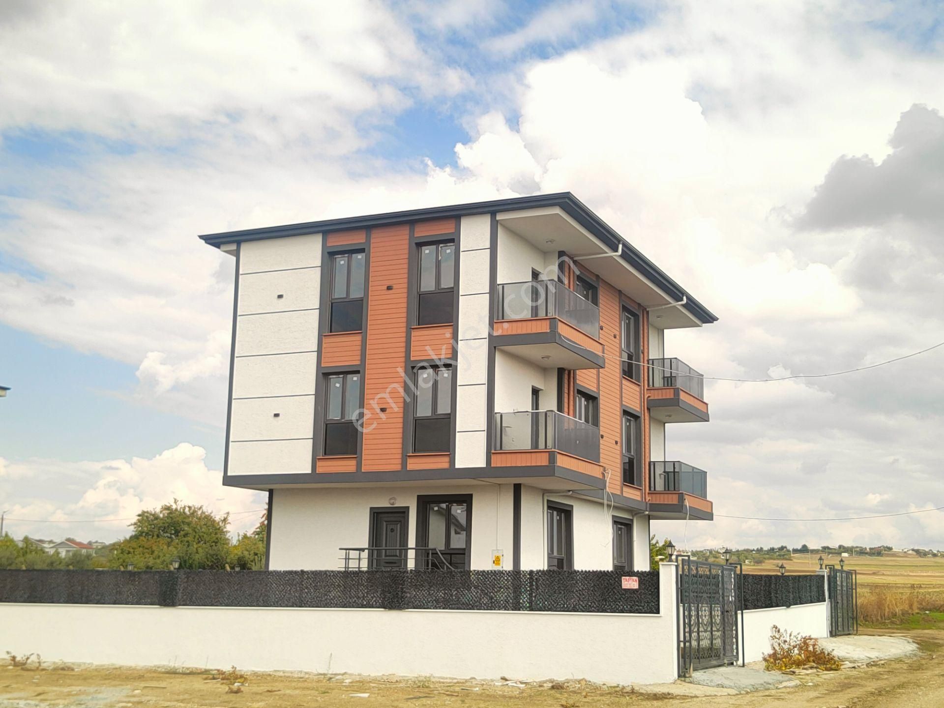 Tekirdağ Yeniçiftlikte Yazlık Kaçırılmacak Fırsat Villası - Görsel 34