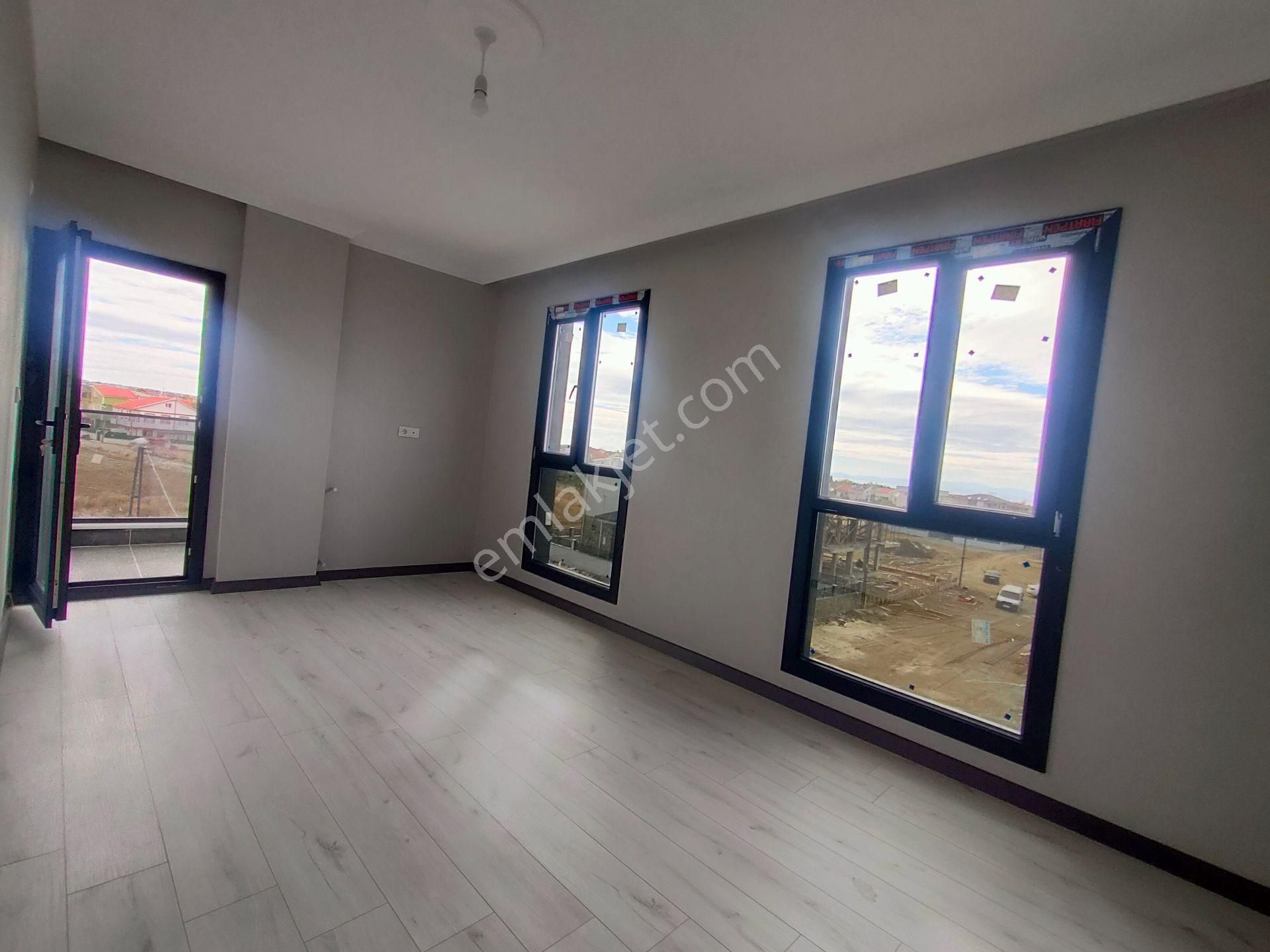 Tekirdağ Yeniçiftlikte Yazlık Kaçırılmacak Fırsat Villası - Görsel 24