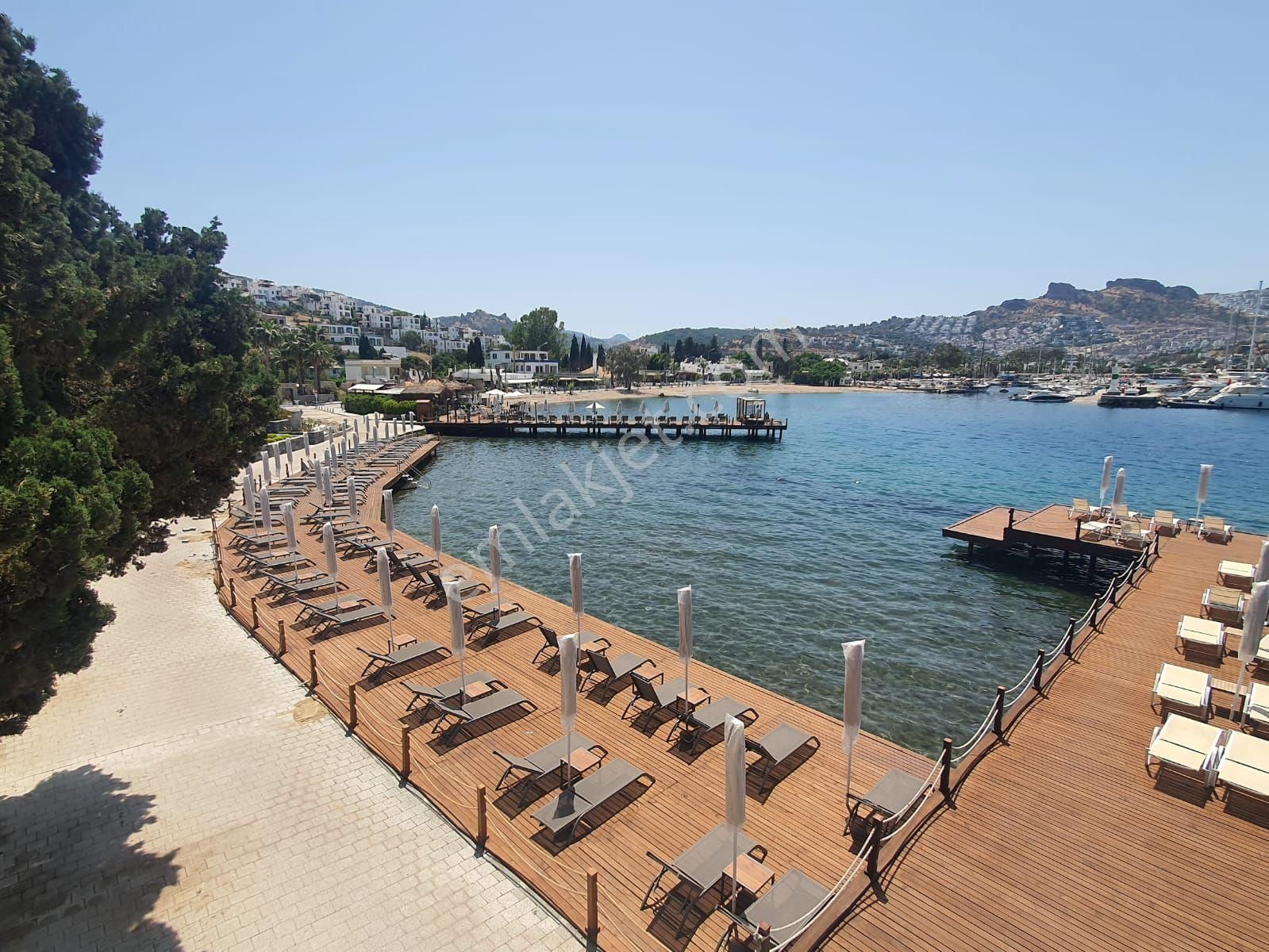 Gündoğan’da Denize Sıfır Satılık 3+1 Rezidans - Görsel 4