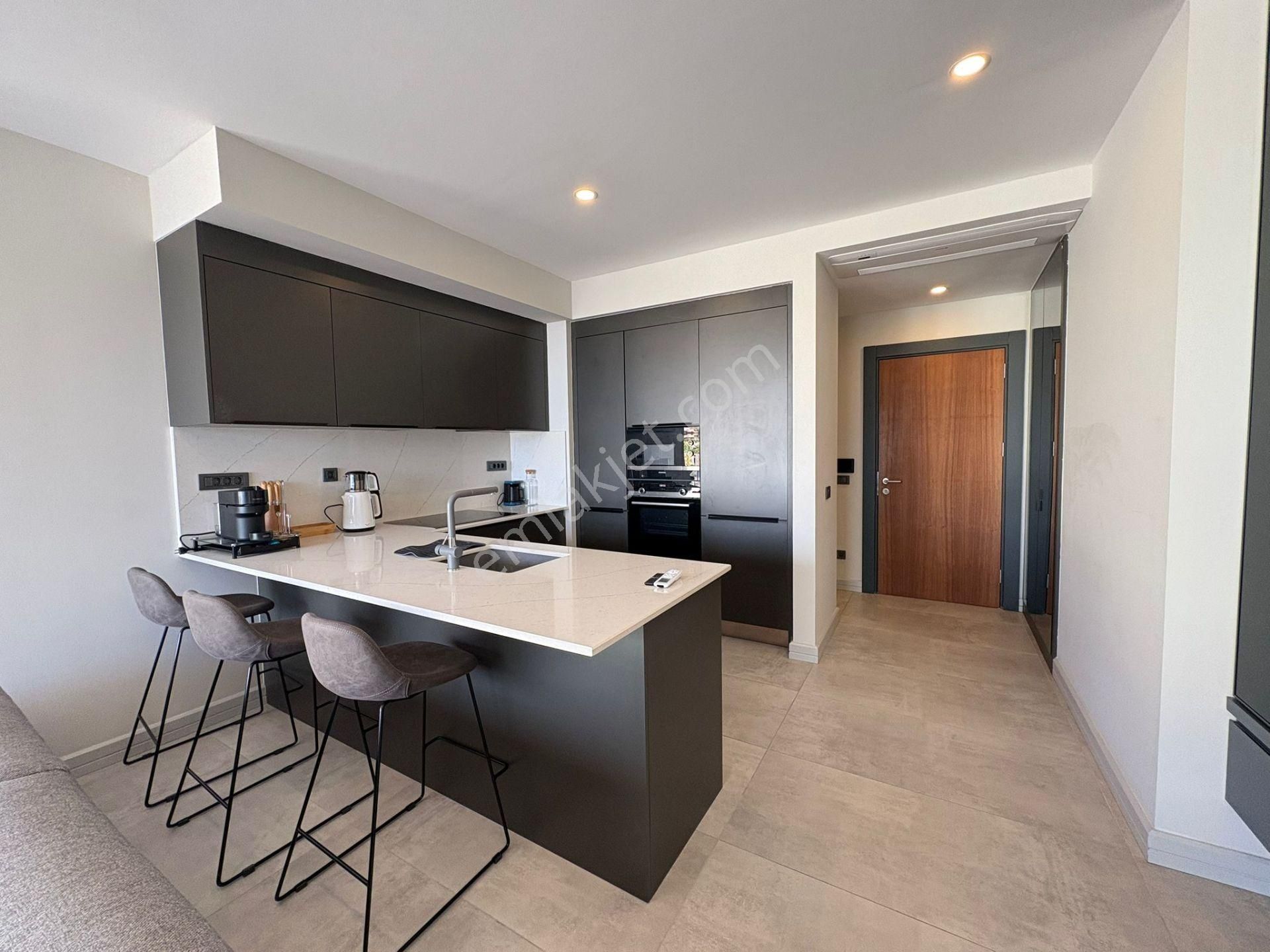 Gündoğan’da Denize Sıfır Satılık 3+1 Rezidans - Görsel 8