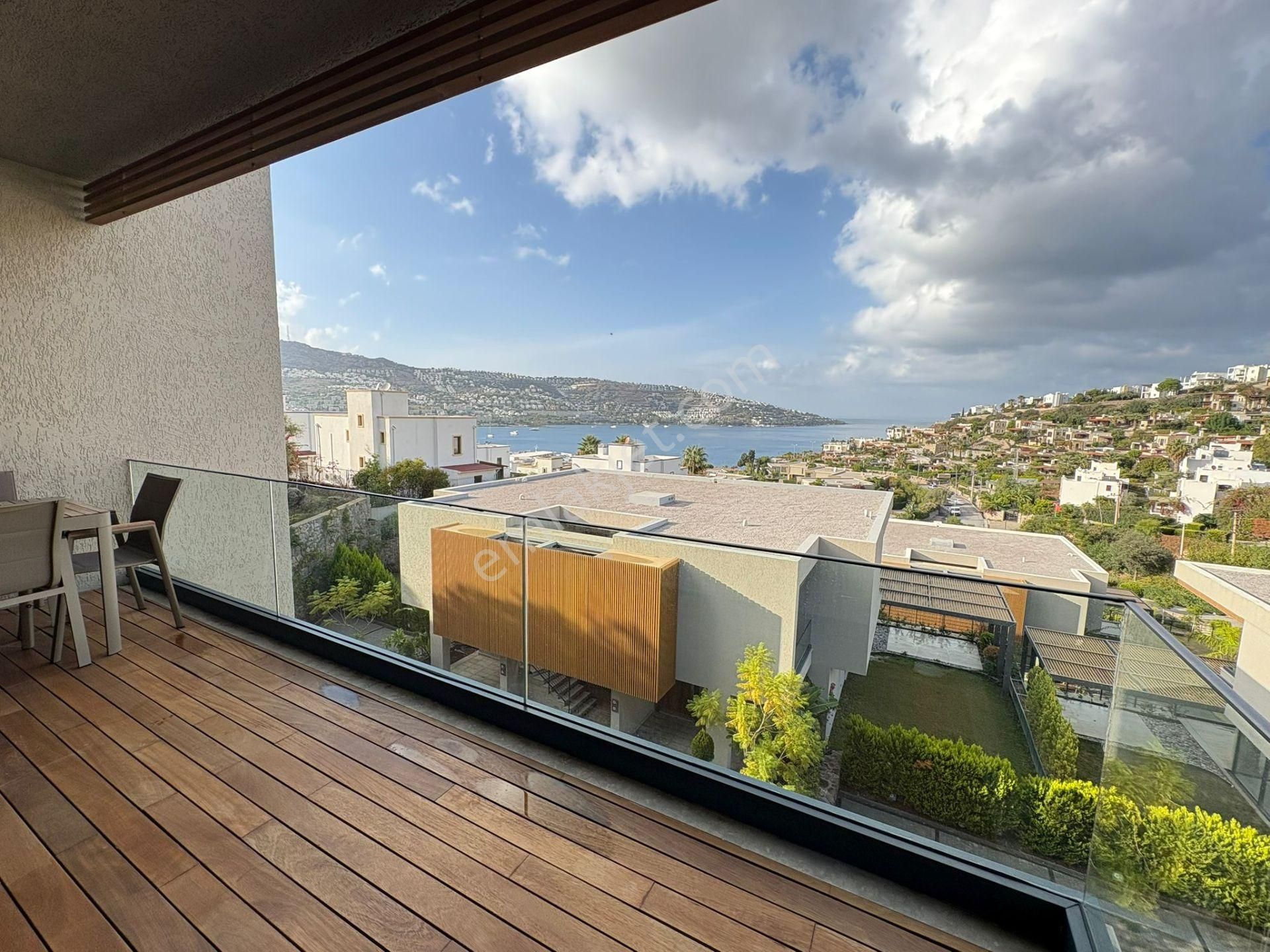 Gündoğan’da Denize Sıfır Satılık 3+1 Rezidans - Görsel 10