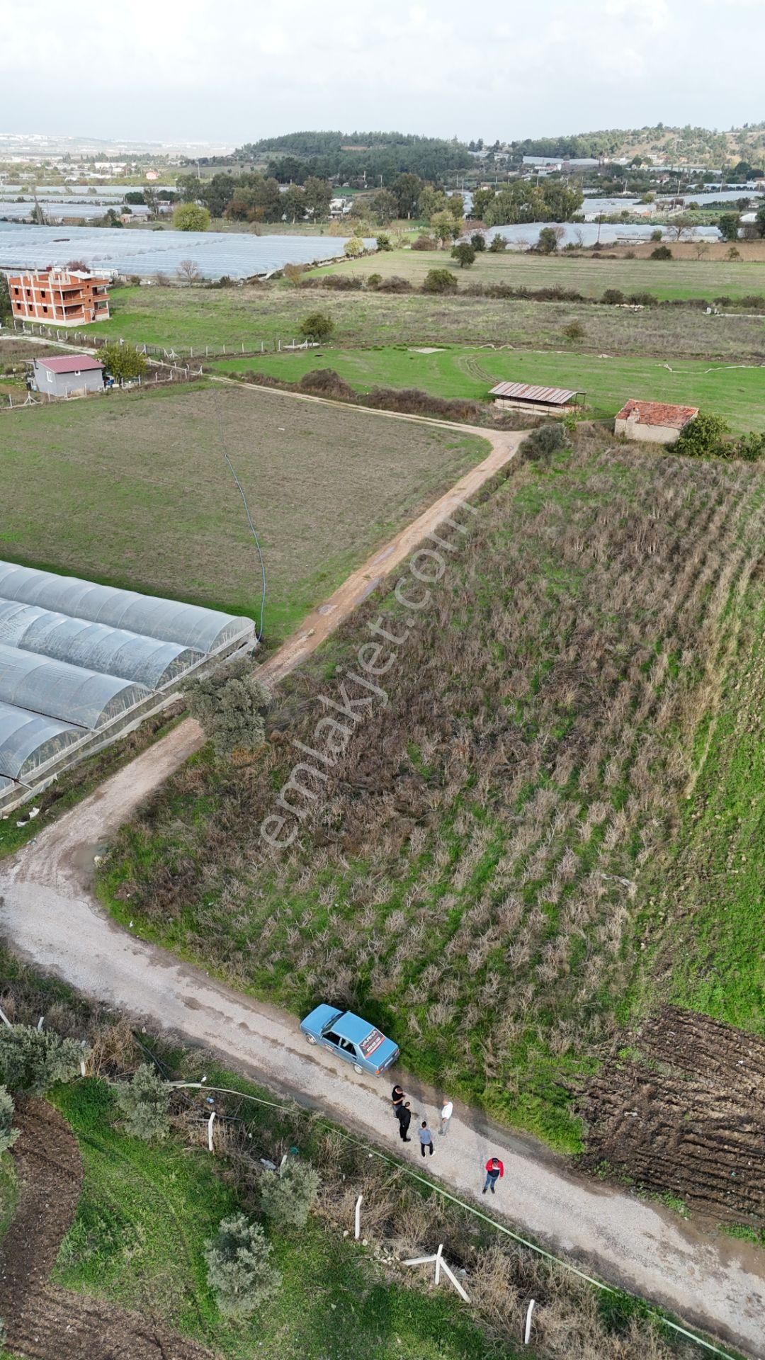 İzmir Değirmenderede Satılık Tektapu 2.650 M2 Yatırımlık Köşe Tarla - Görsel 24