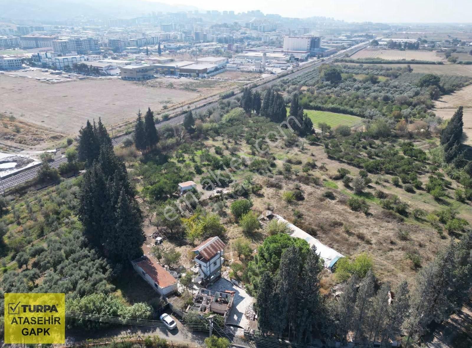 Menemen'de Kiralık Çiftlik