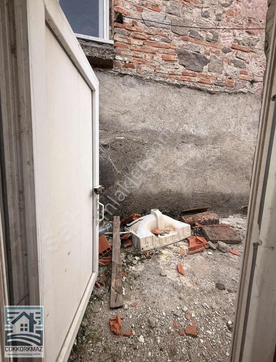 Küçükköy Merkezinde Yatırımlık Fırsat Tarihi Taş Ev - Görsel 18