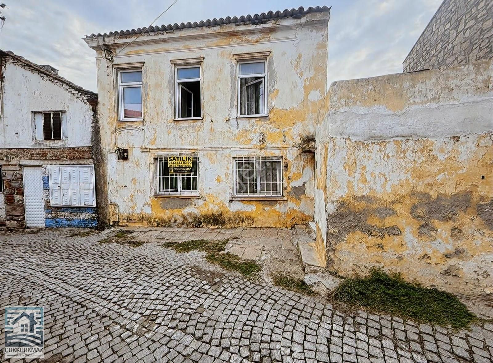 Küçükköy Merkezinde Yatırımlık Fırsat Tarihi Taş Ev - Görsel 9