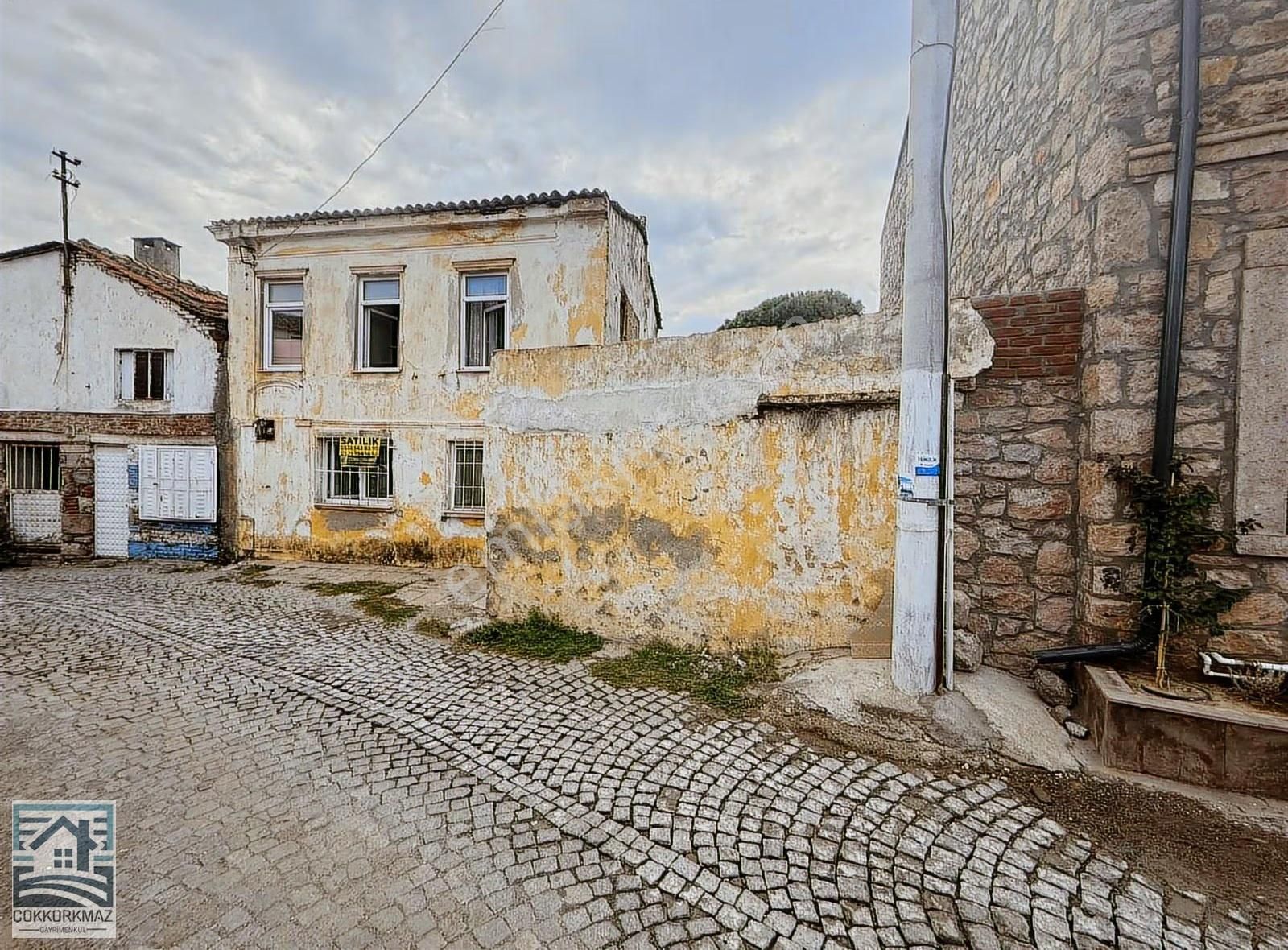 Küçükköy Merkezinde Yatırımlık Fırsat Tarihi Taş Ev - Görsel 20
