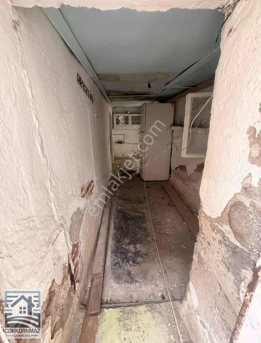 Küçükköy Merkezinde Yatırımlık Fırsat Tarihi Taş Ev - Görsel 4