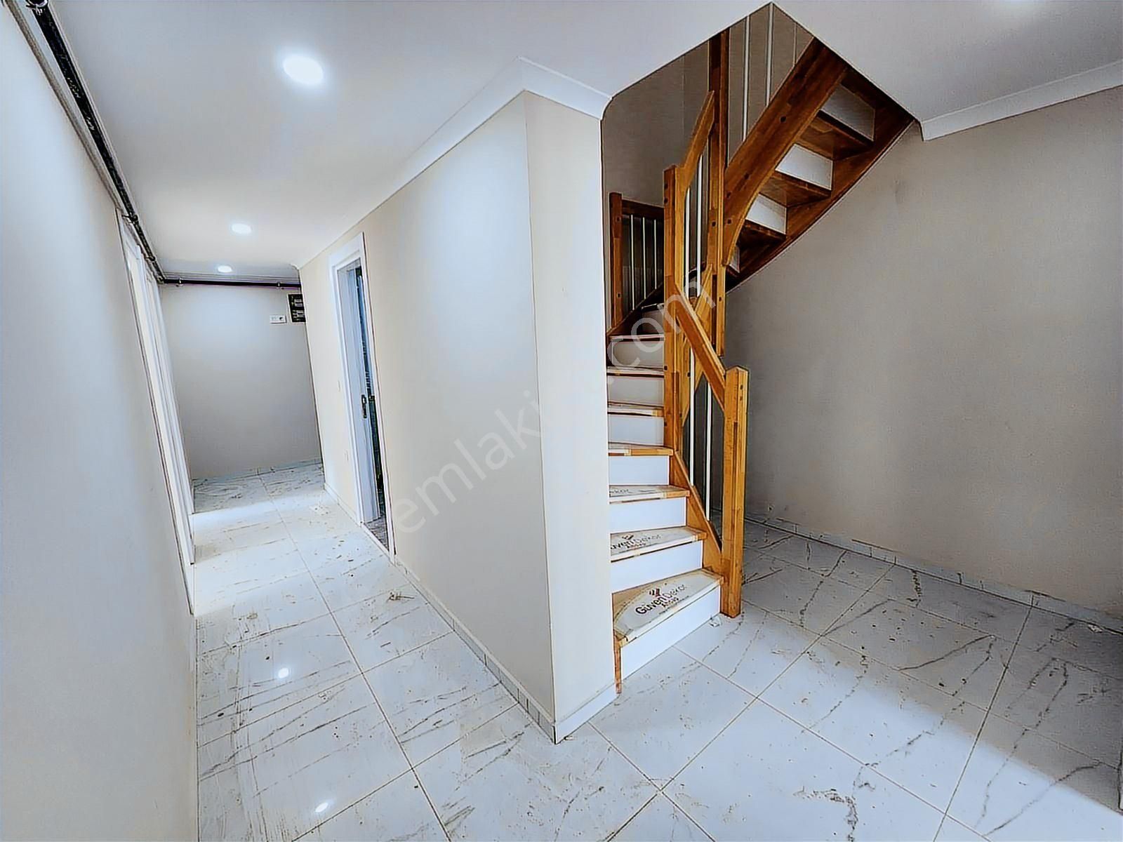 Bahçelievler Çalışlar Cad. Civarı Sıfır Binada 5+2 240 M2 Dublex - Görsel 16