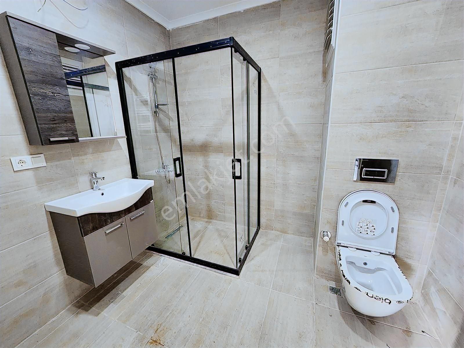 Bahçelievler Çalışlar Cad. Civarı Sıfır Binada 5+2 240 M2 Dublex - Görsel 3