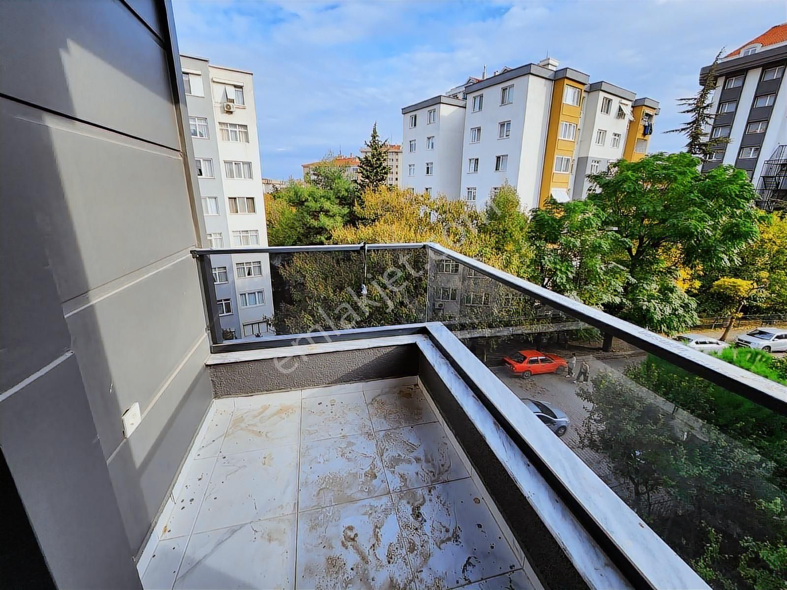 Bahçelievler Çalışlar Cad. Civarı Sıfır Binada 5+2 240 M2 Dublex - Görsel 32