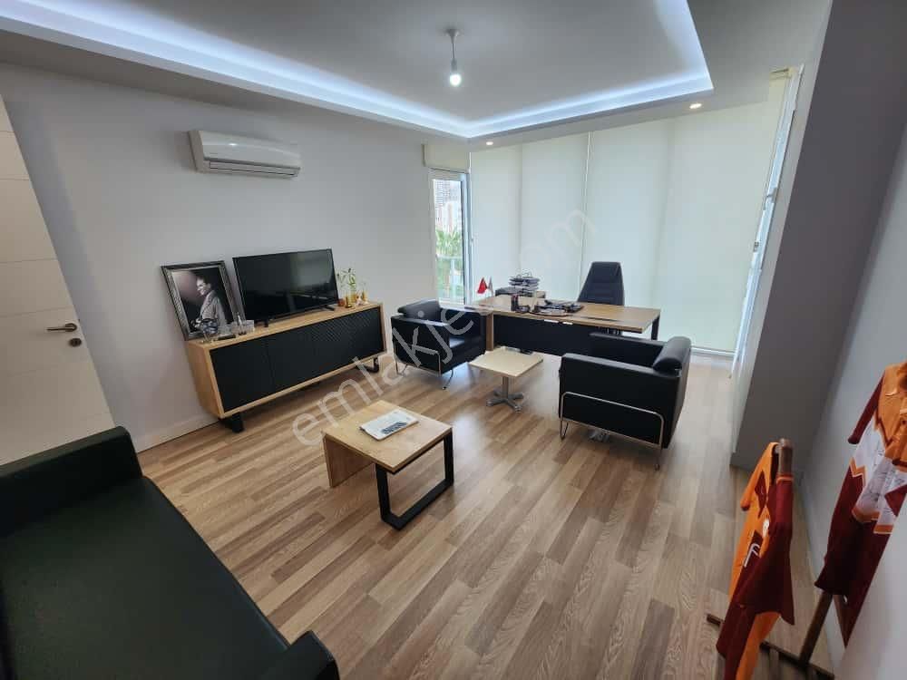 ░_*arcıty*_░den 34. Cadde Boyut 34 Ofis'te 3+1 Resepsiyon+otoprk - Görsel 9